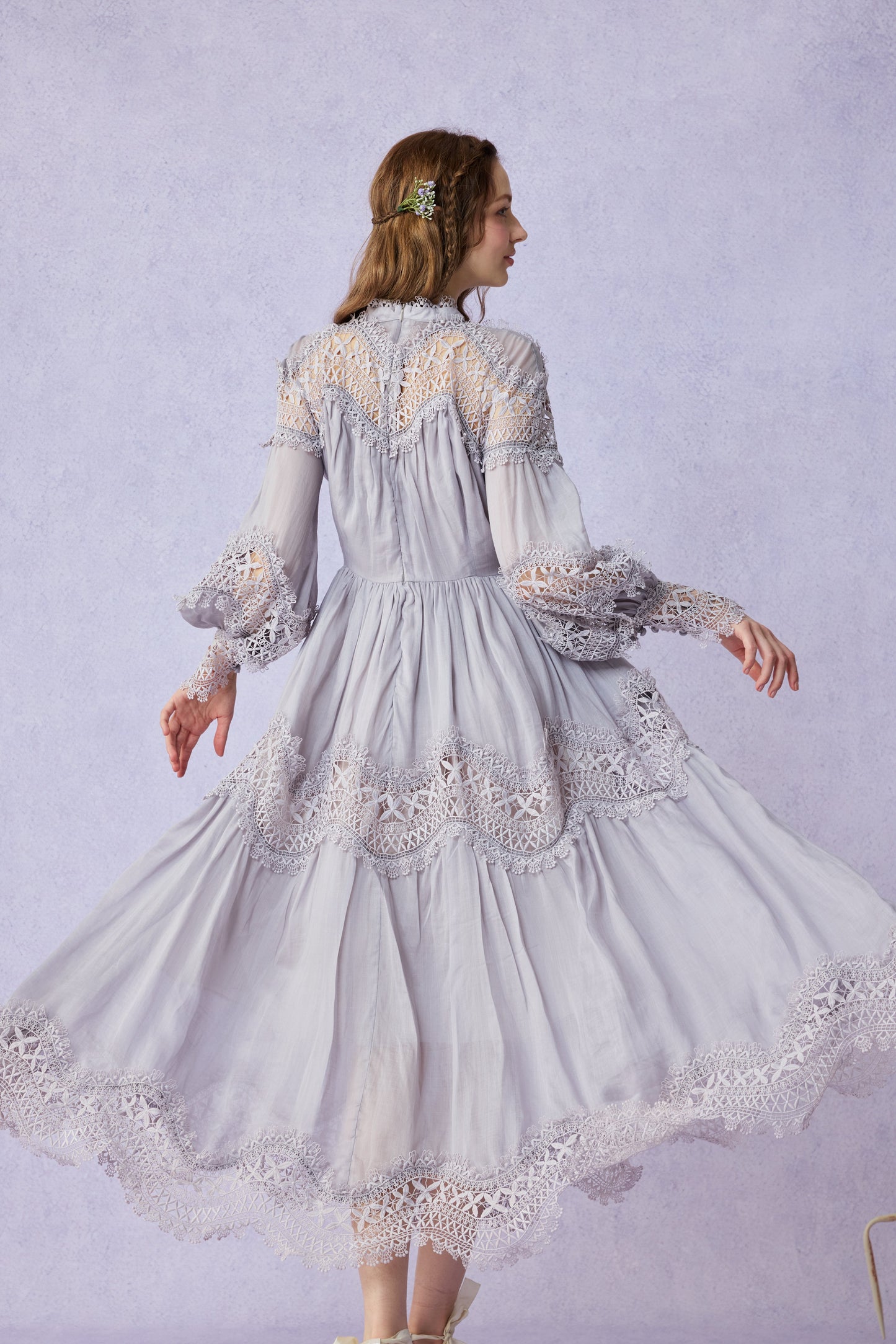 Pearlman 25 | Lace Linen Dress Gown