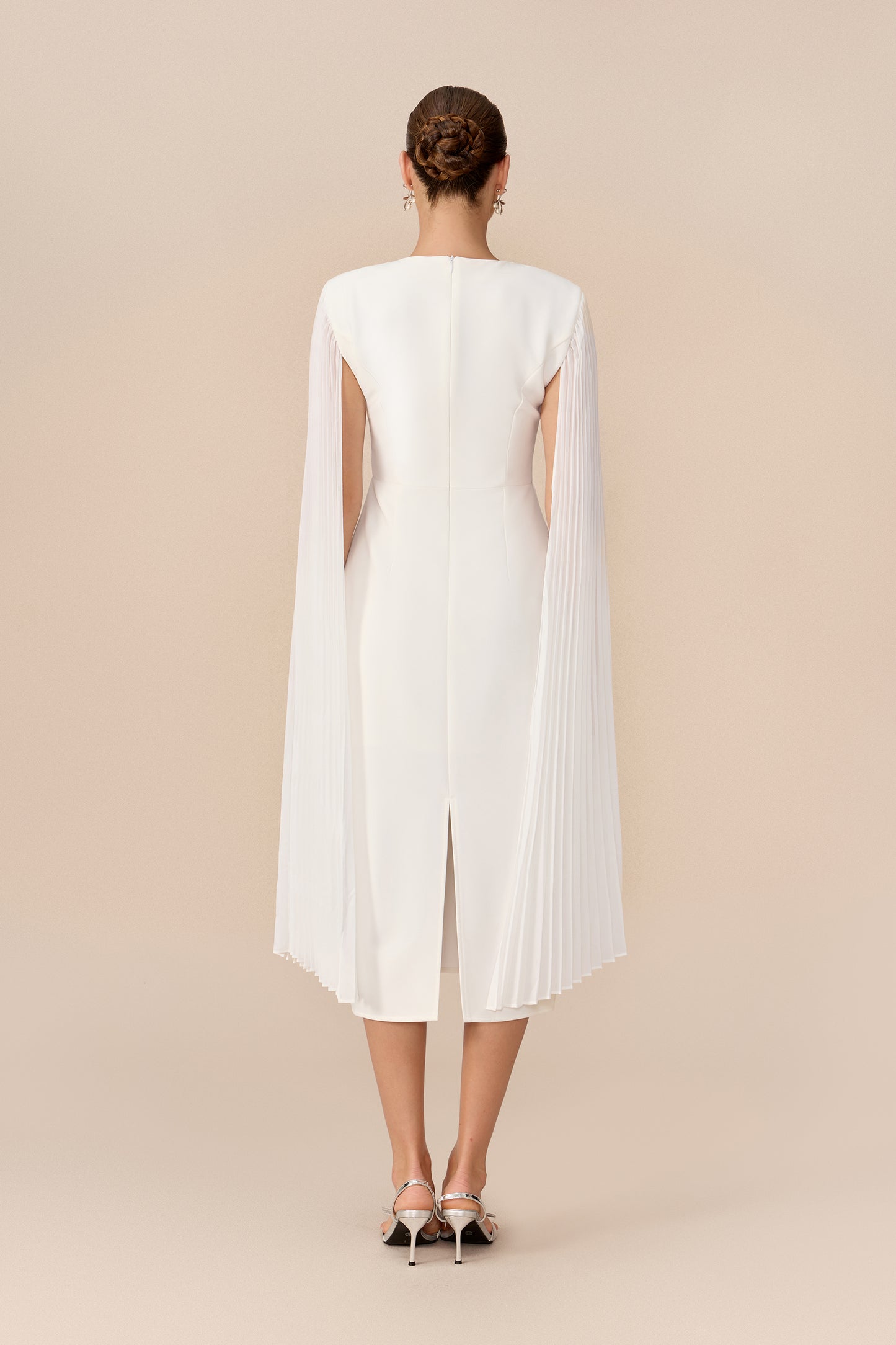 Pure Elegance White Pleated Cape Round Neck Midi Dress