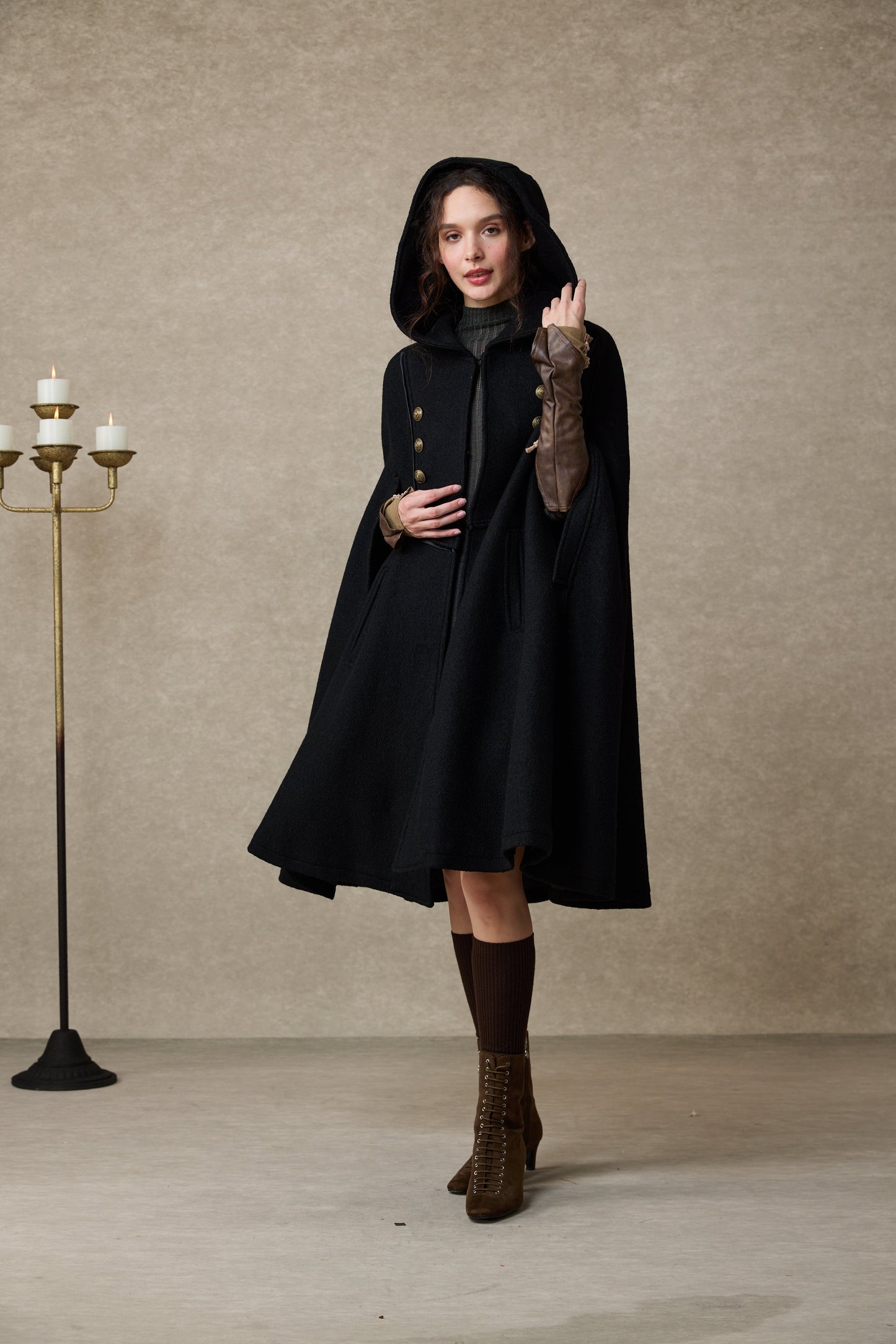 Briar 33 | 100% Wool Hooded Cape Coat