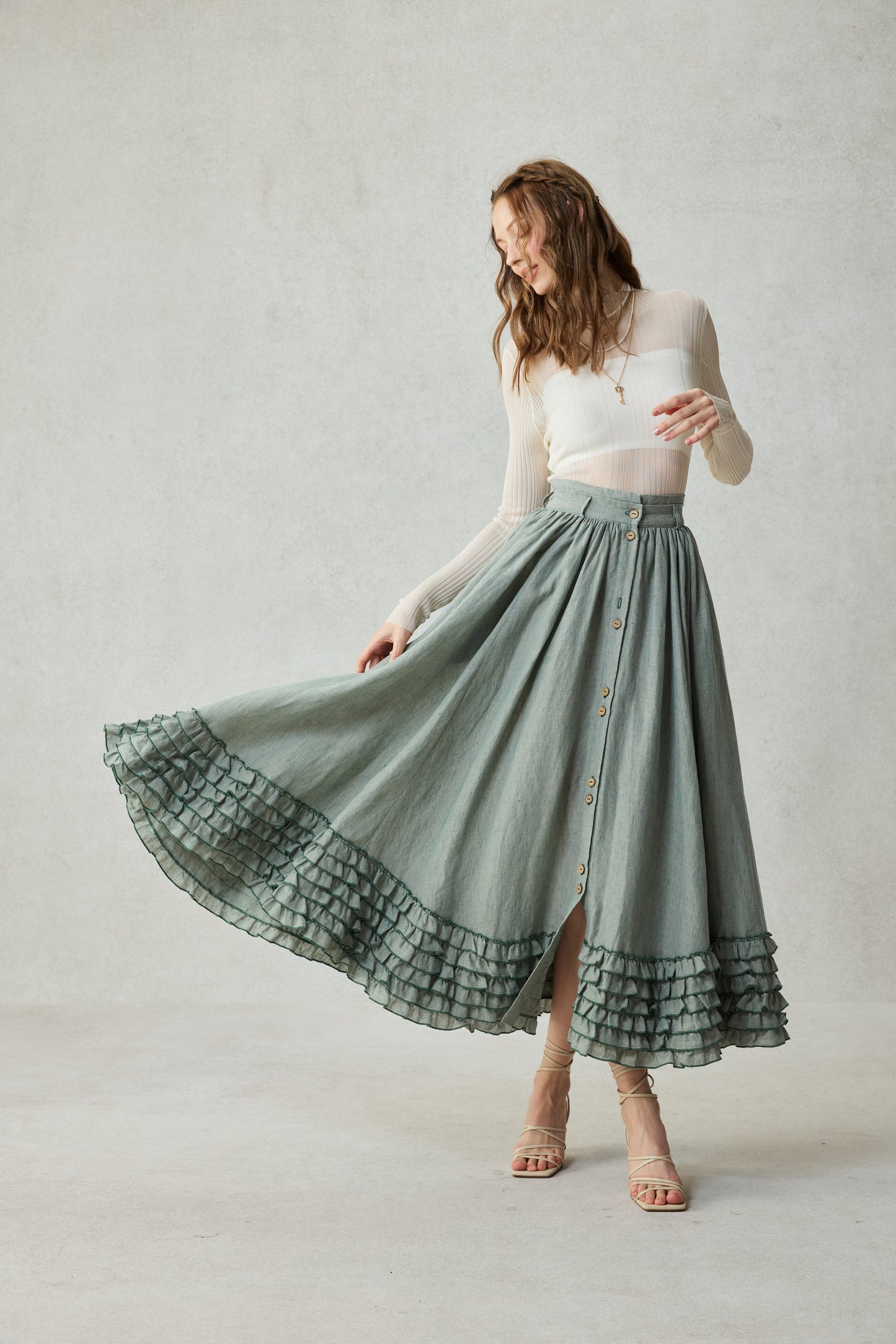 Dorothy 27 | Ruffled maxi linen skirt
