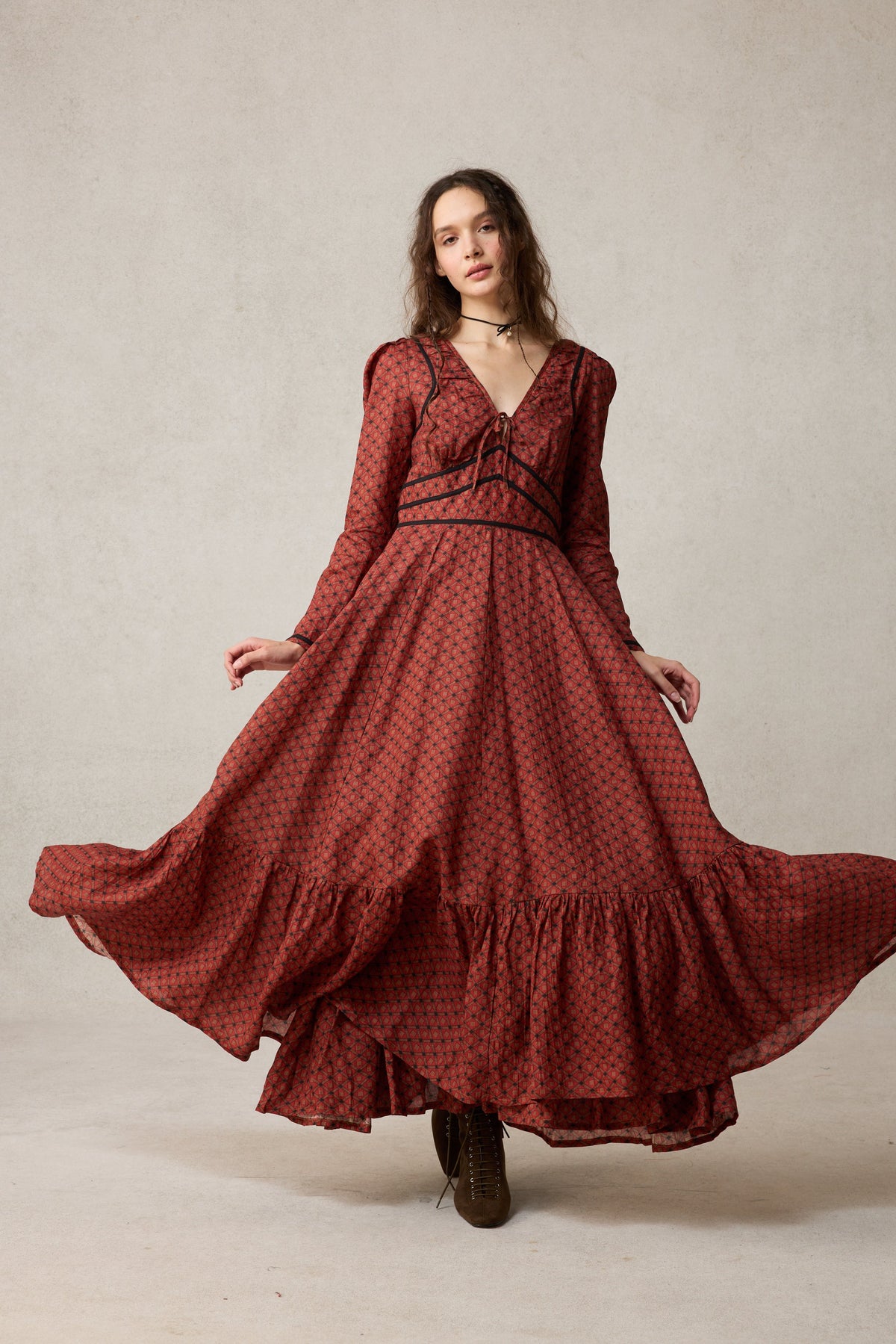 Chelse 19 |Longsleeved Linen Dress Gown
