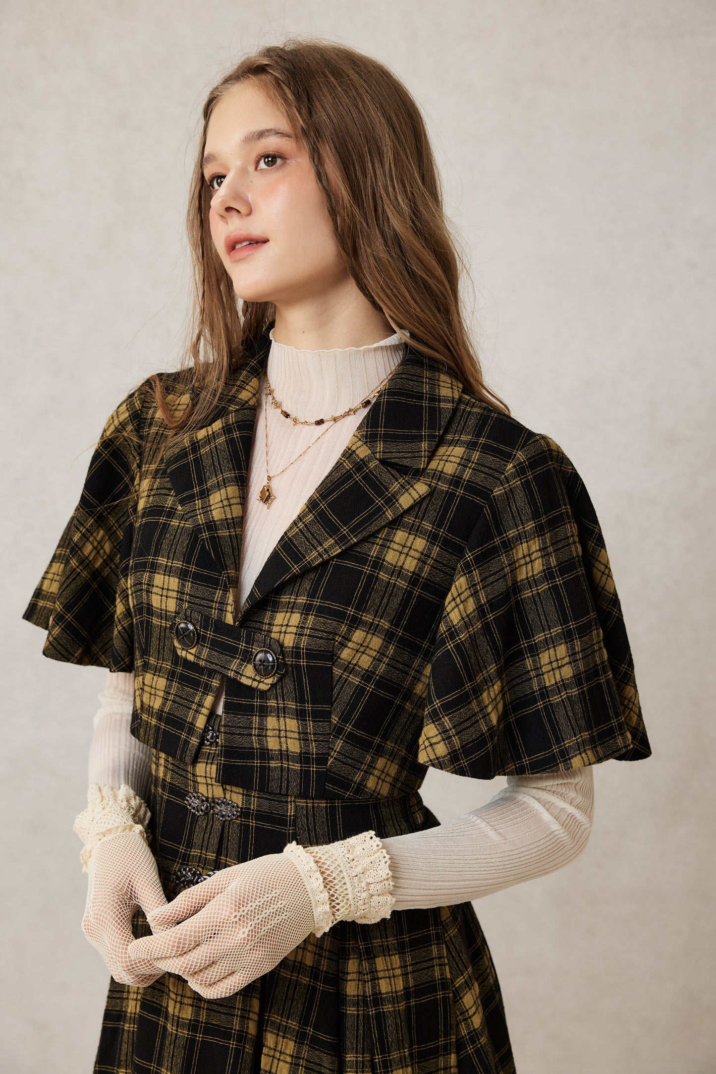 Clarise 22 |Retro Wool Skirt & Cape (2 pieces)