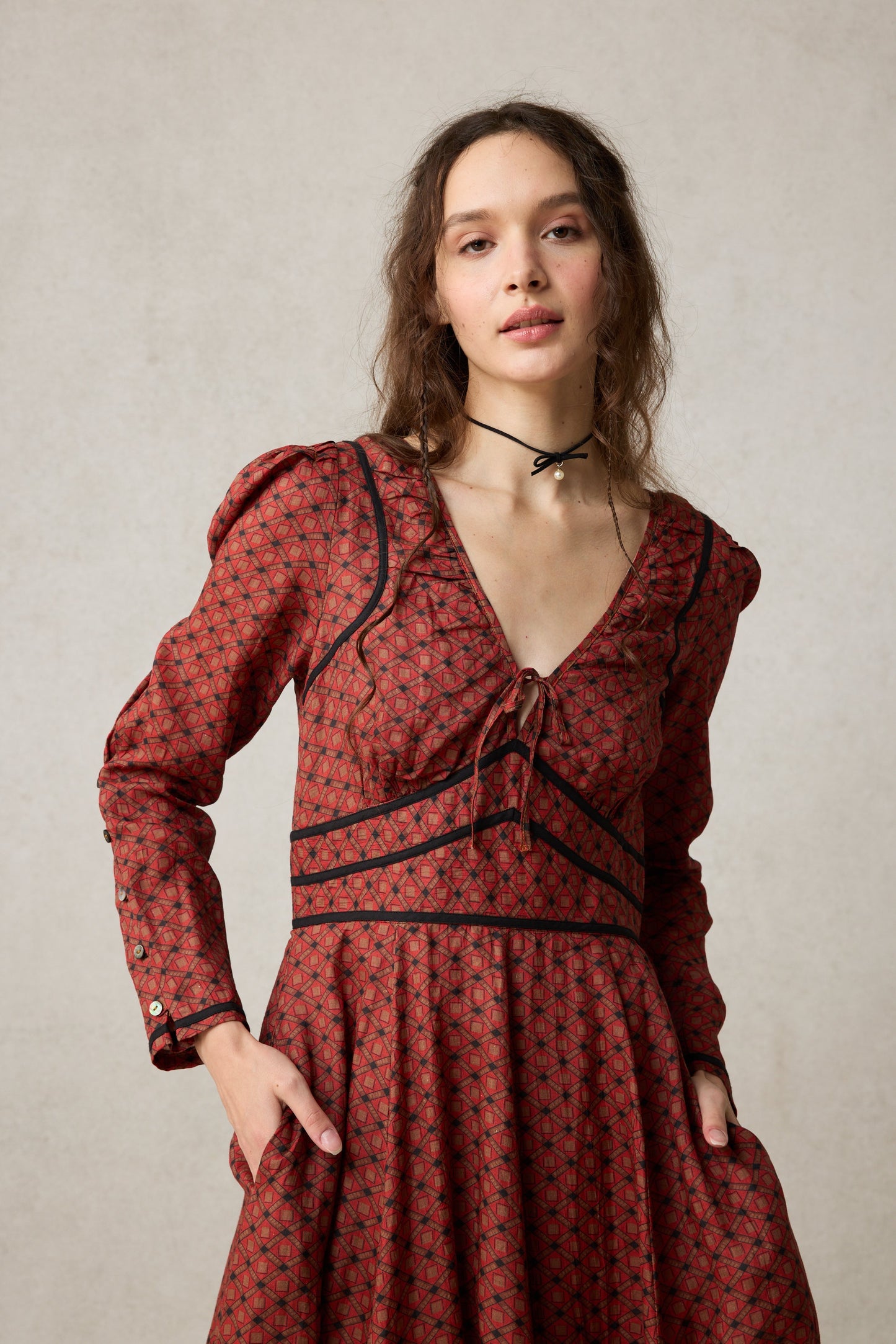 Chelse 19 |Longsleeved Linen Dress Gown