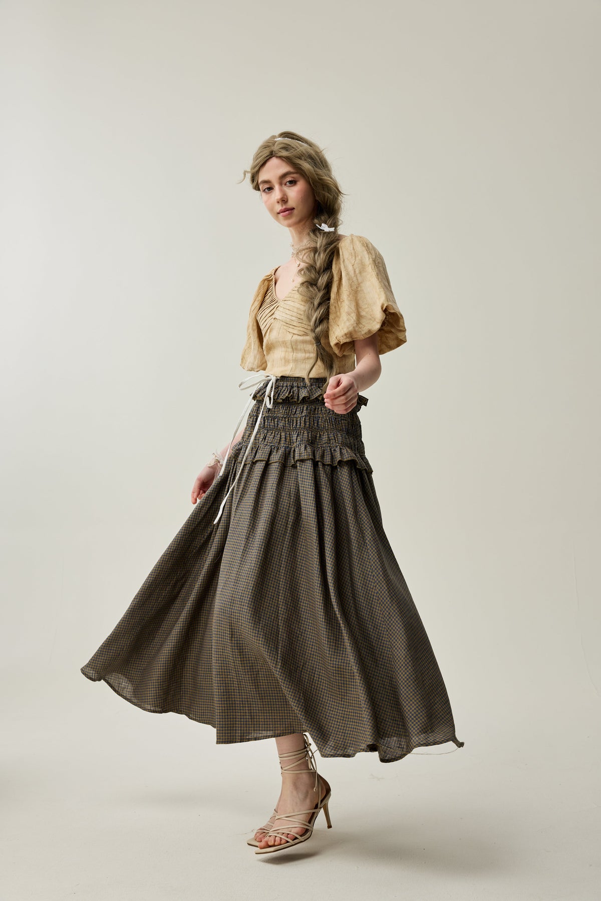 Wind 33 | Ruffled linen skirt