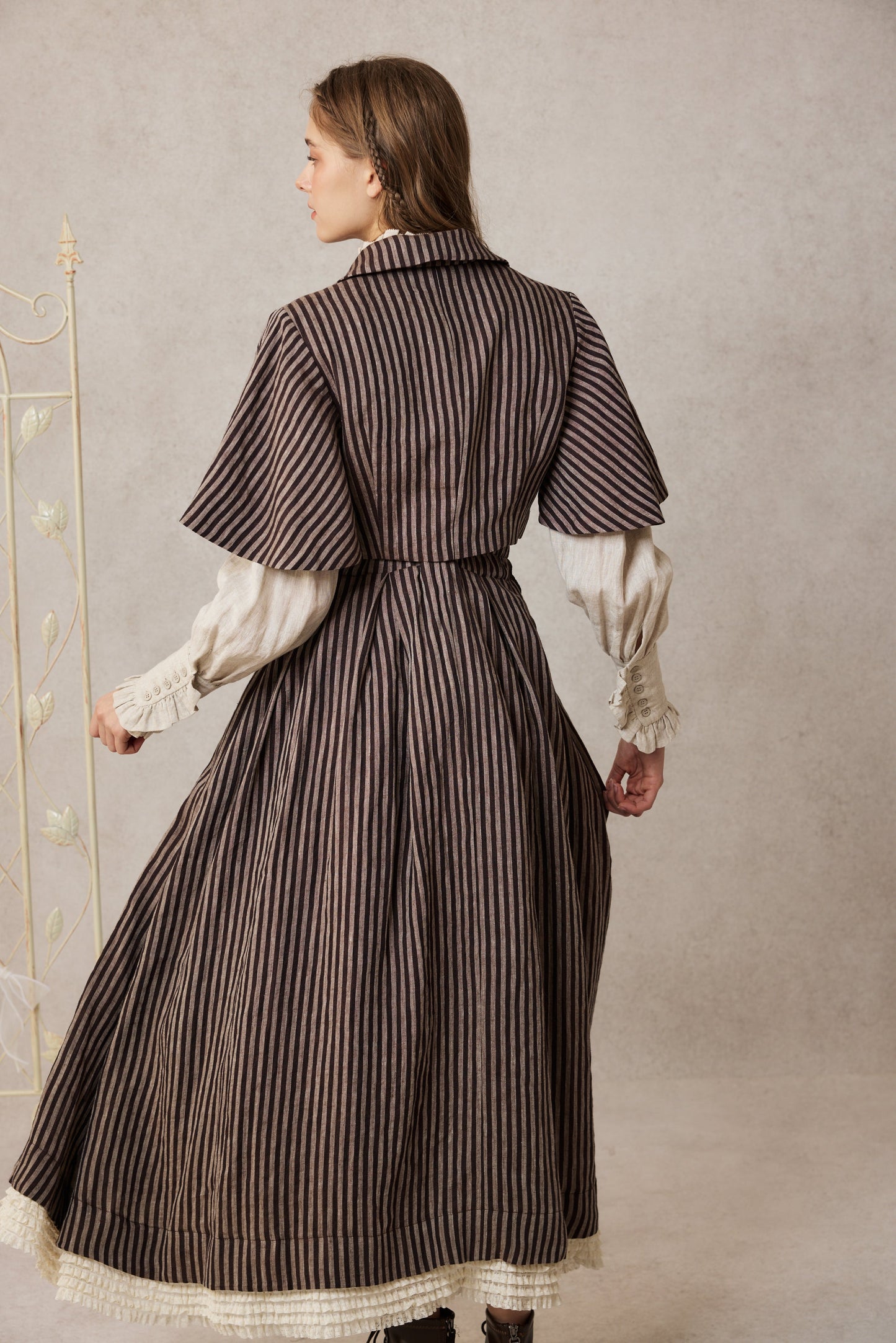 Clarise 22 | Retro Linen Skirt