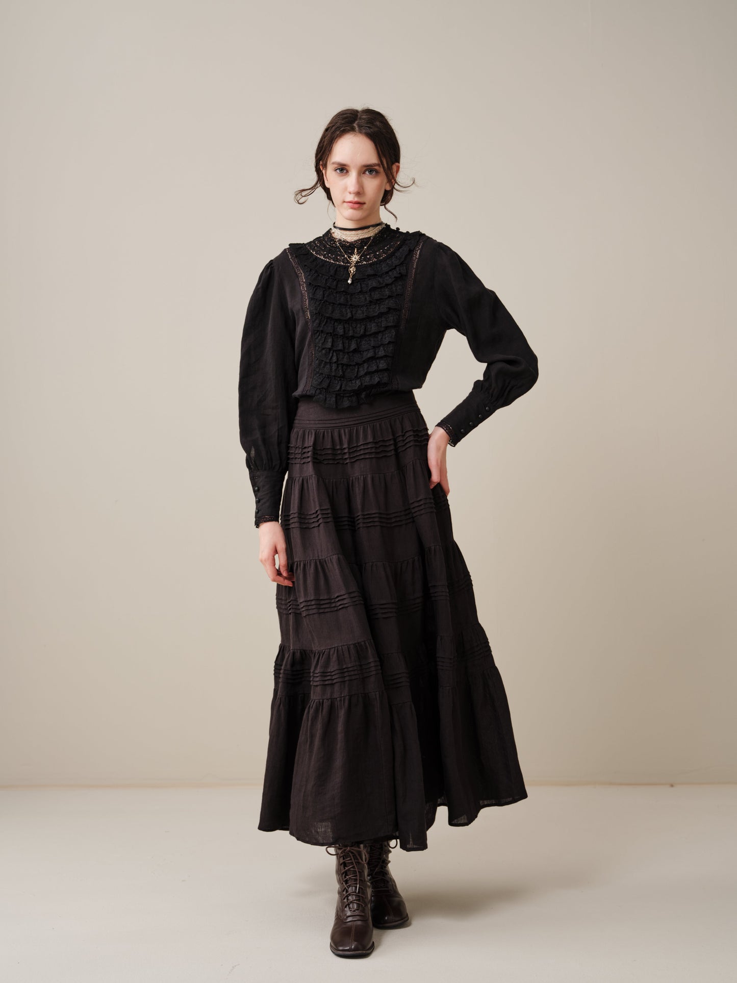 Alice 12 |  Pintuck Linen Maxi Skirt