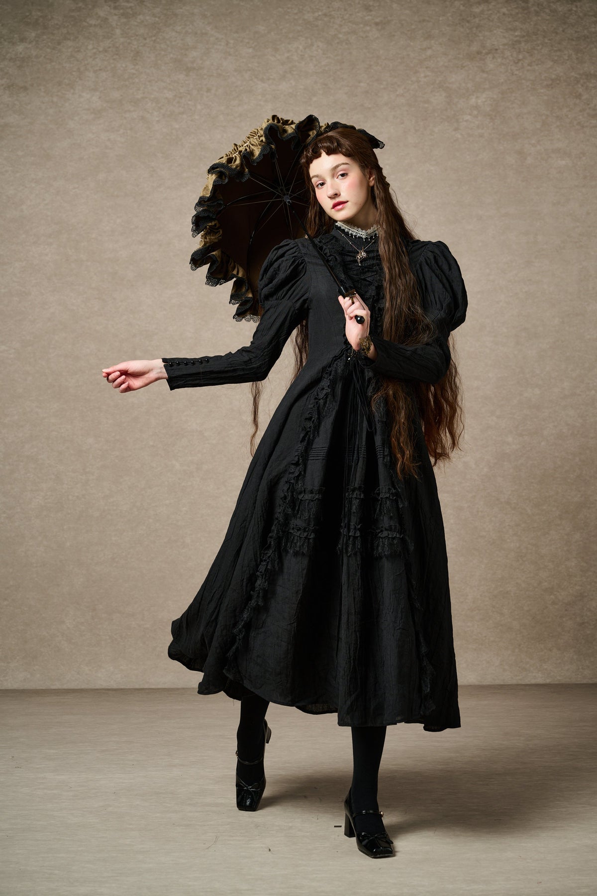 Elizabeth 15 | Victorian Linen Dress