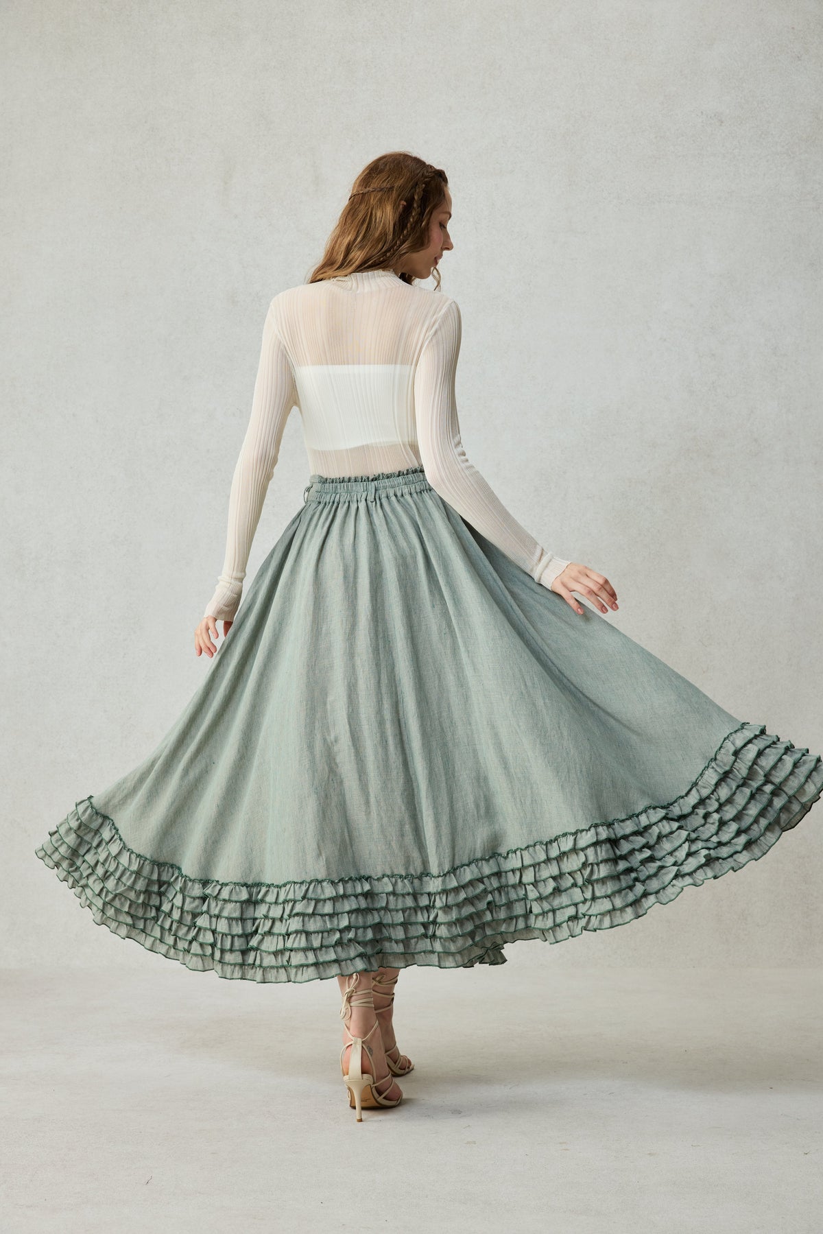 Dorothy 27 | Ruffled maxi linen skirt