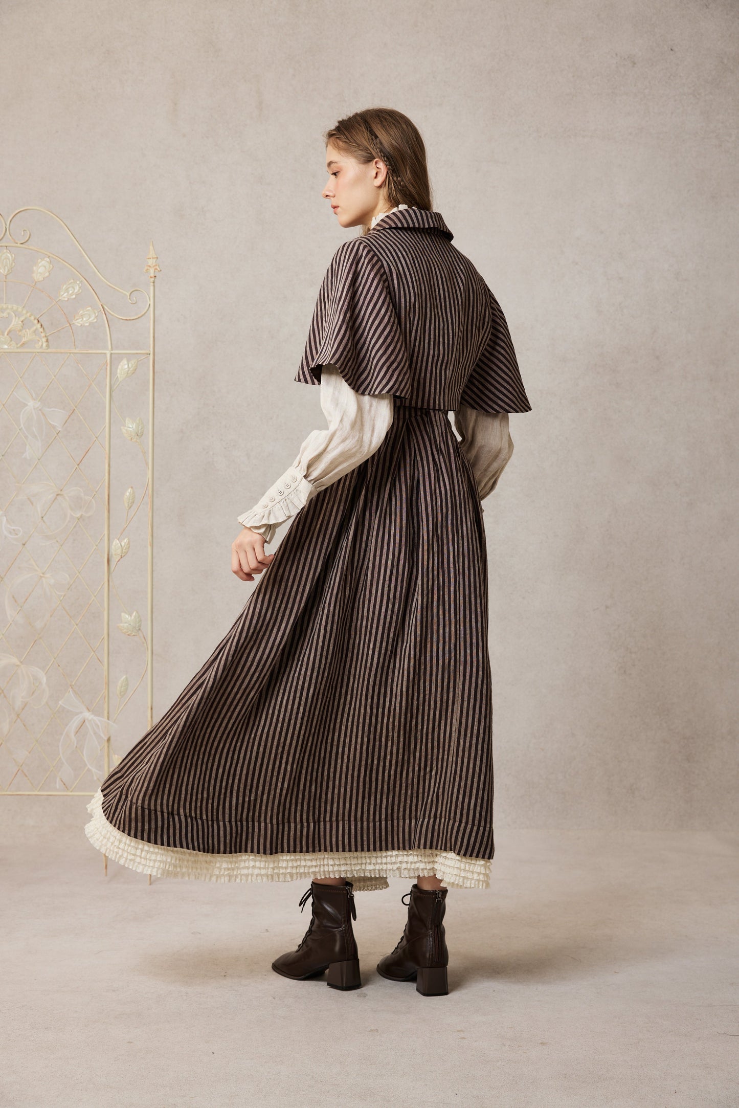 Clarise 22 | Retro Linen Skirt
