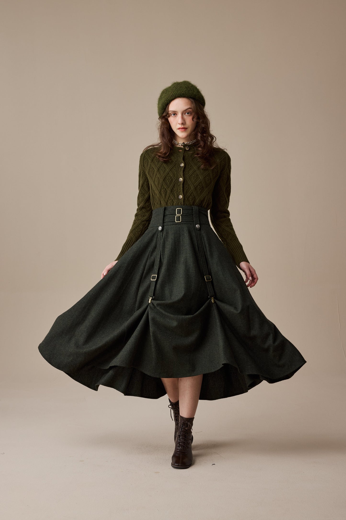 Cynthia 16 | Adjustable wool skirt