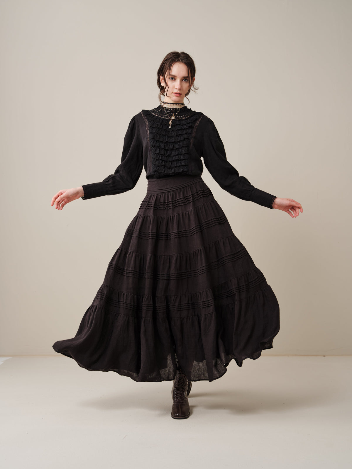 Alice 12 |  Pintuck Linen Maxi Skirt