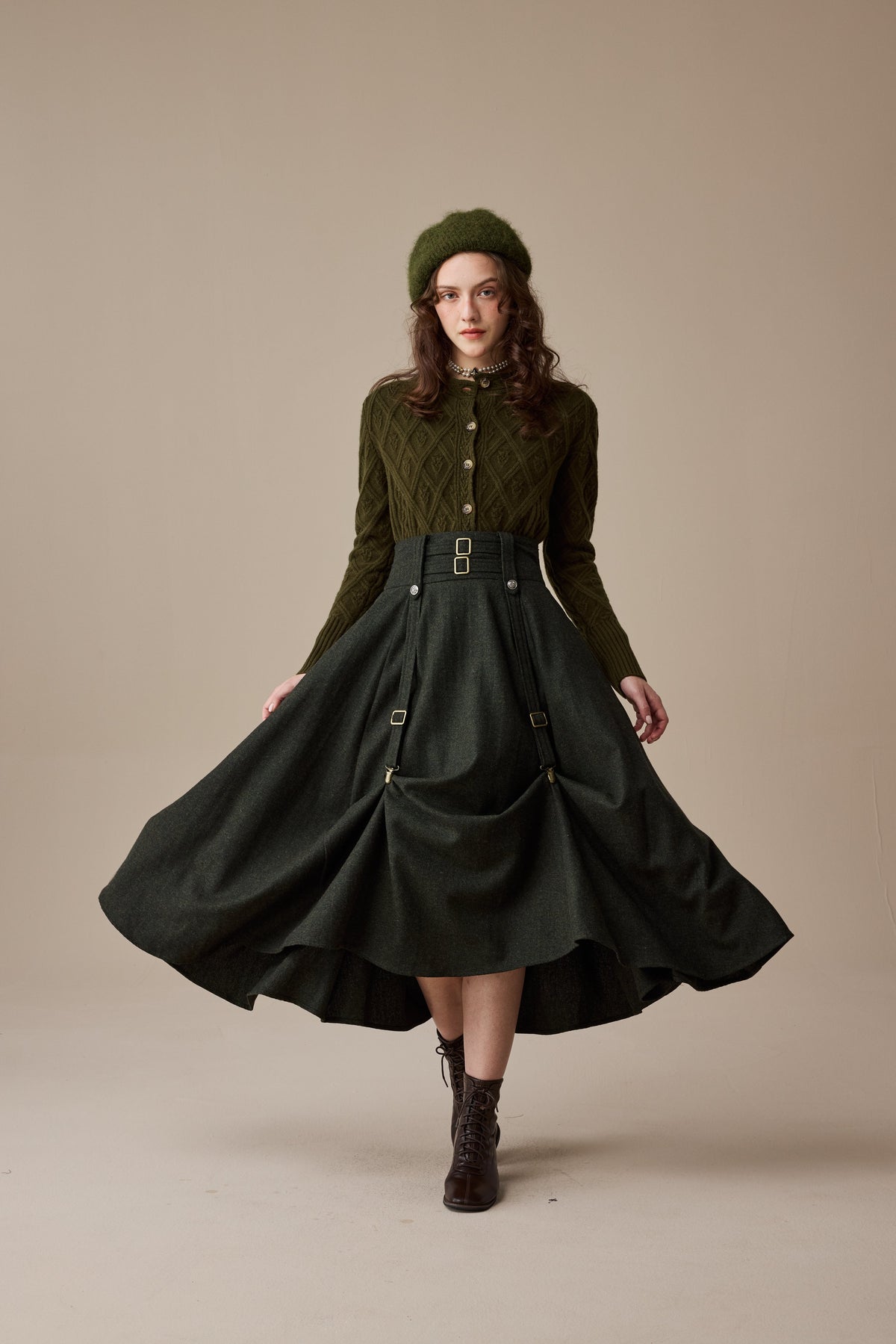 Cynthia 16 | Adjustable wool skirt