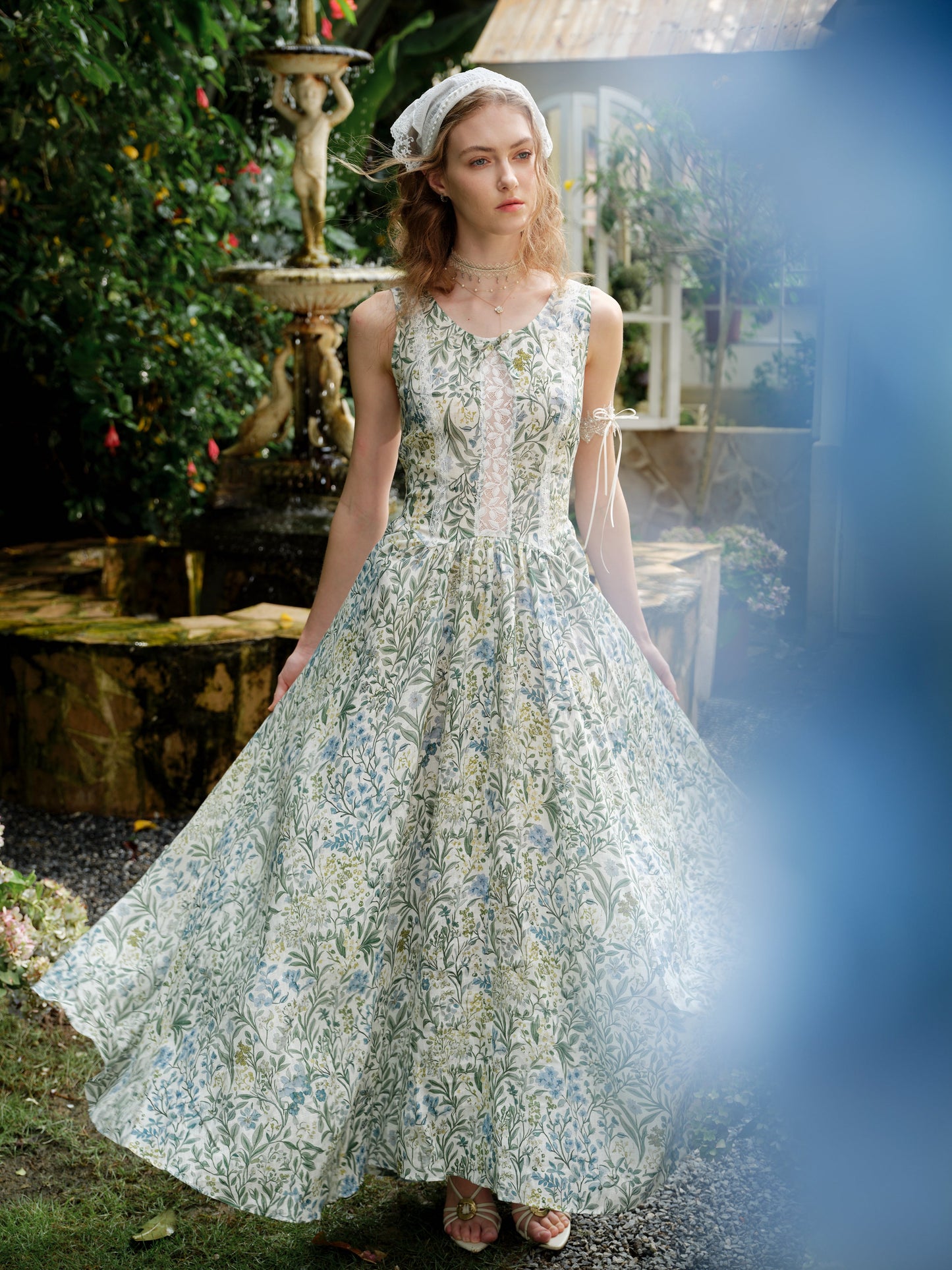 Vanille 18 | Jane’s Garden Dress