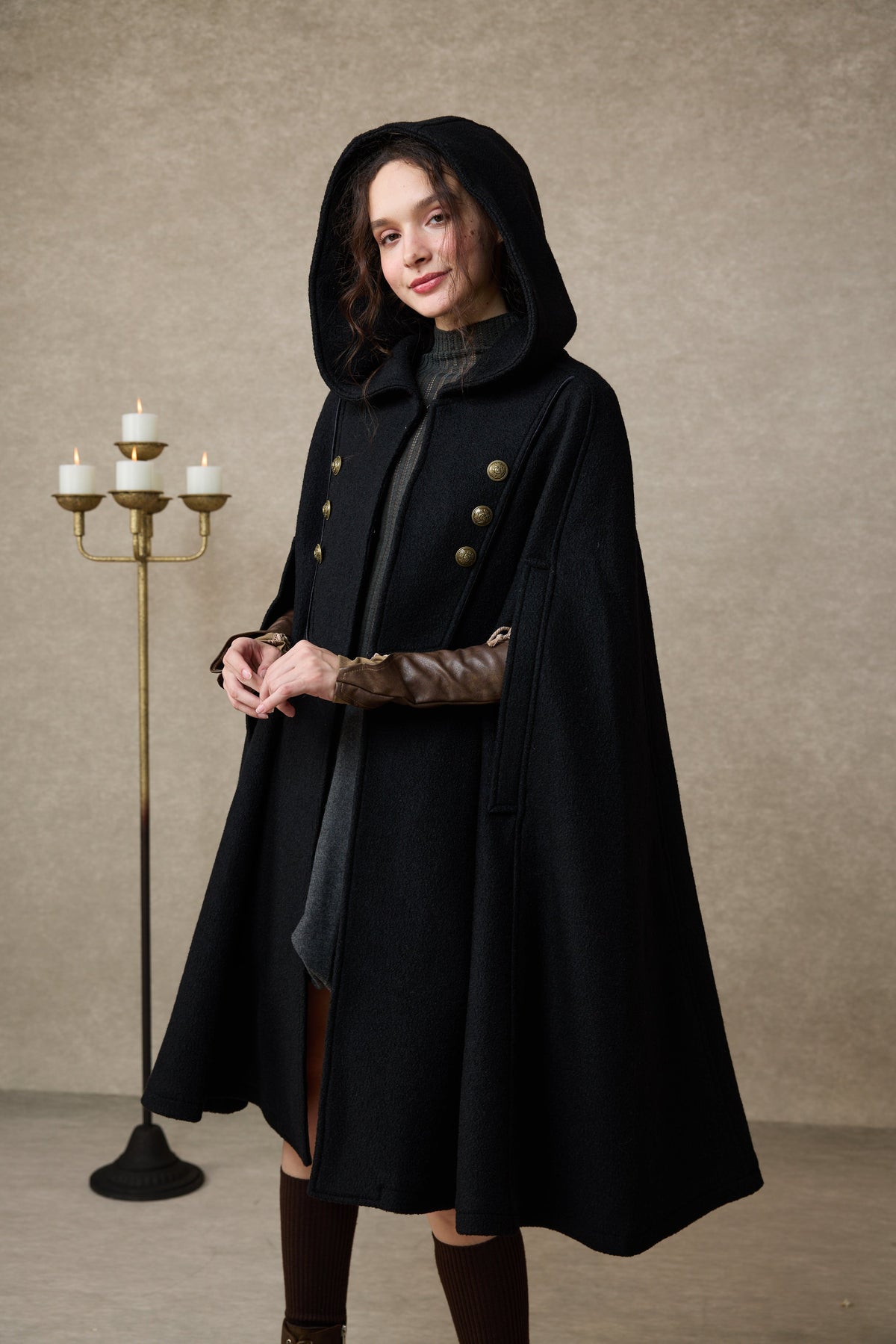 Briar 33 | 100% Wool Hooded Cape Coat