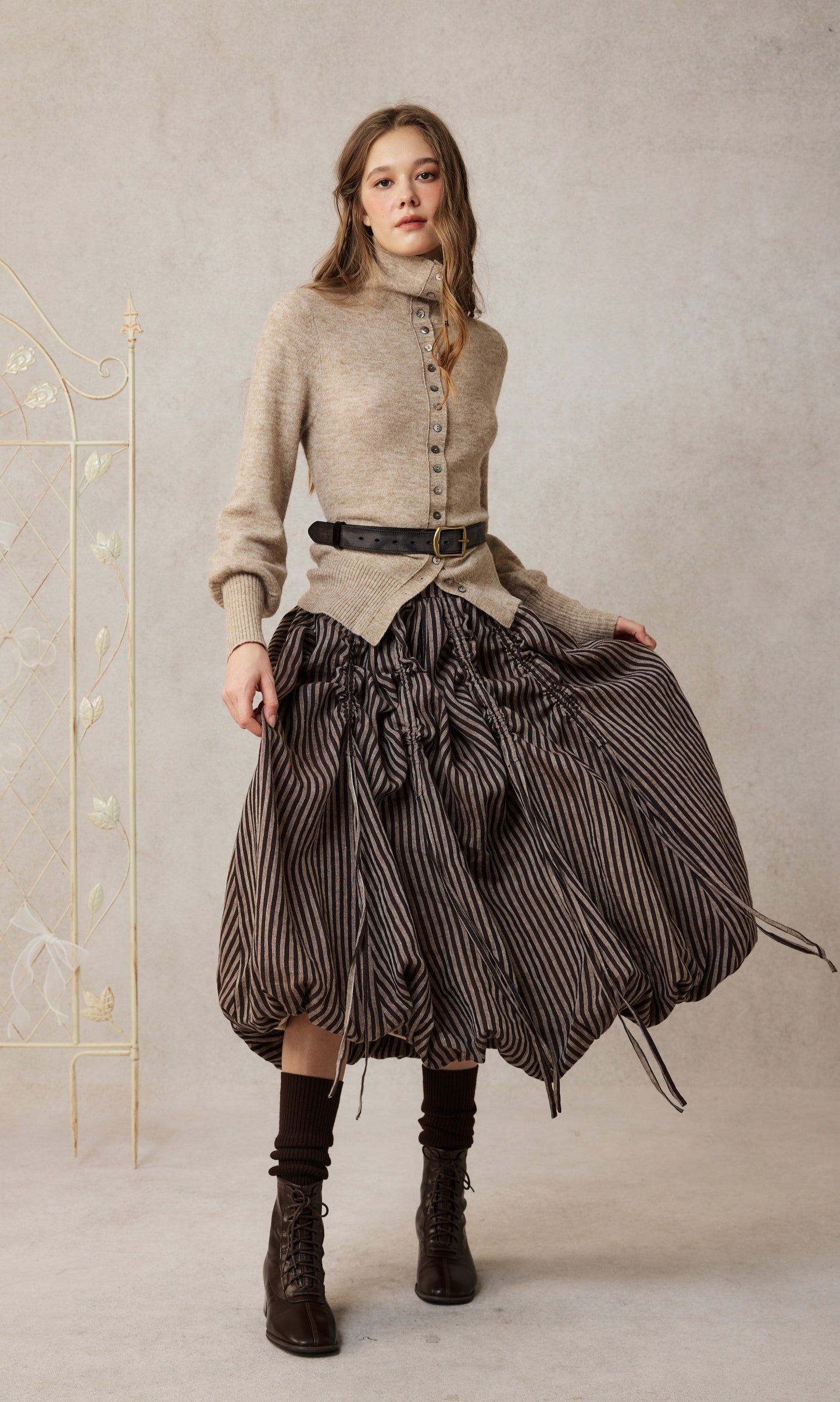 Camellia Bubble 22 | Drawstring Bubble Linen Skirt