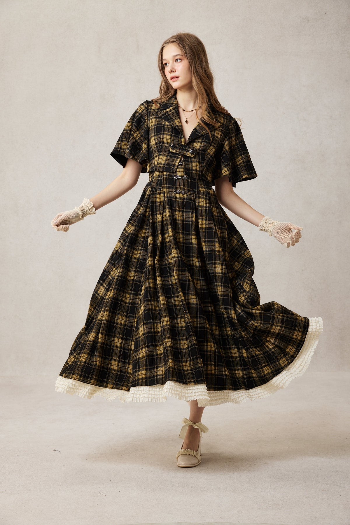 Clarise 22 |Retro Wool Skirt & Cape (2 pieces)