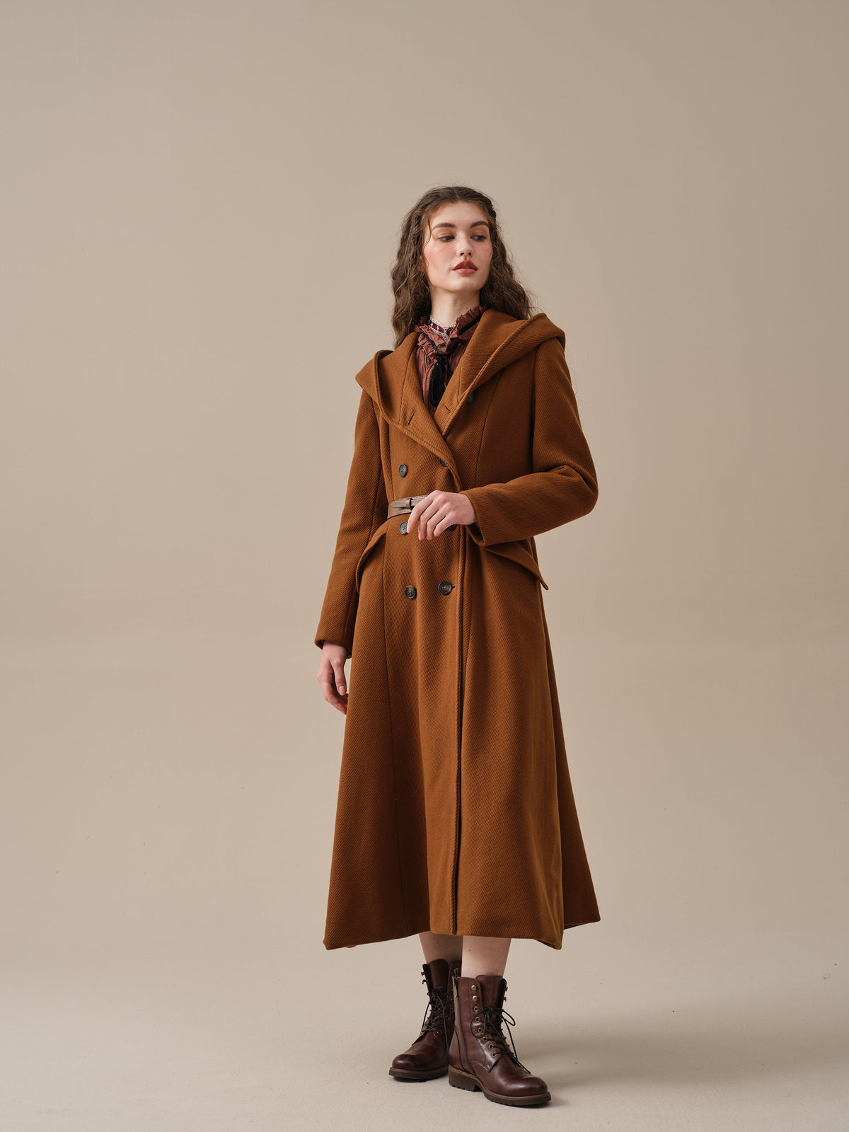 Trista 24 | 100% twill wool hooded coat