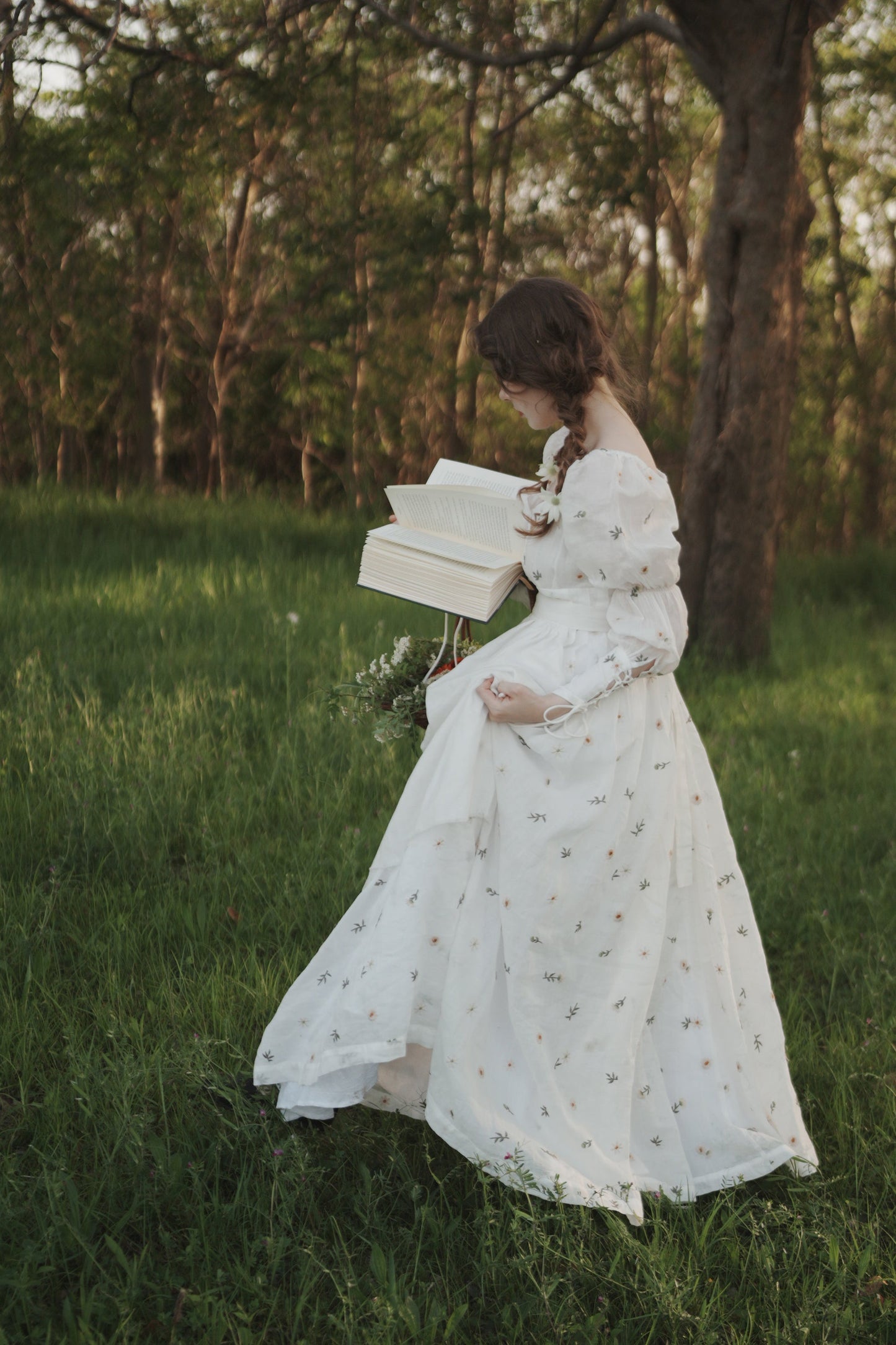 Phoenix 24 | Embroidery Daisy Linen Dress