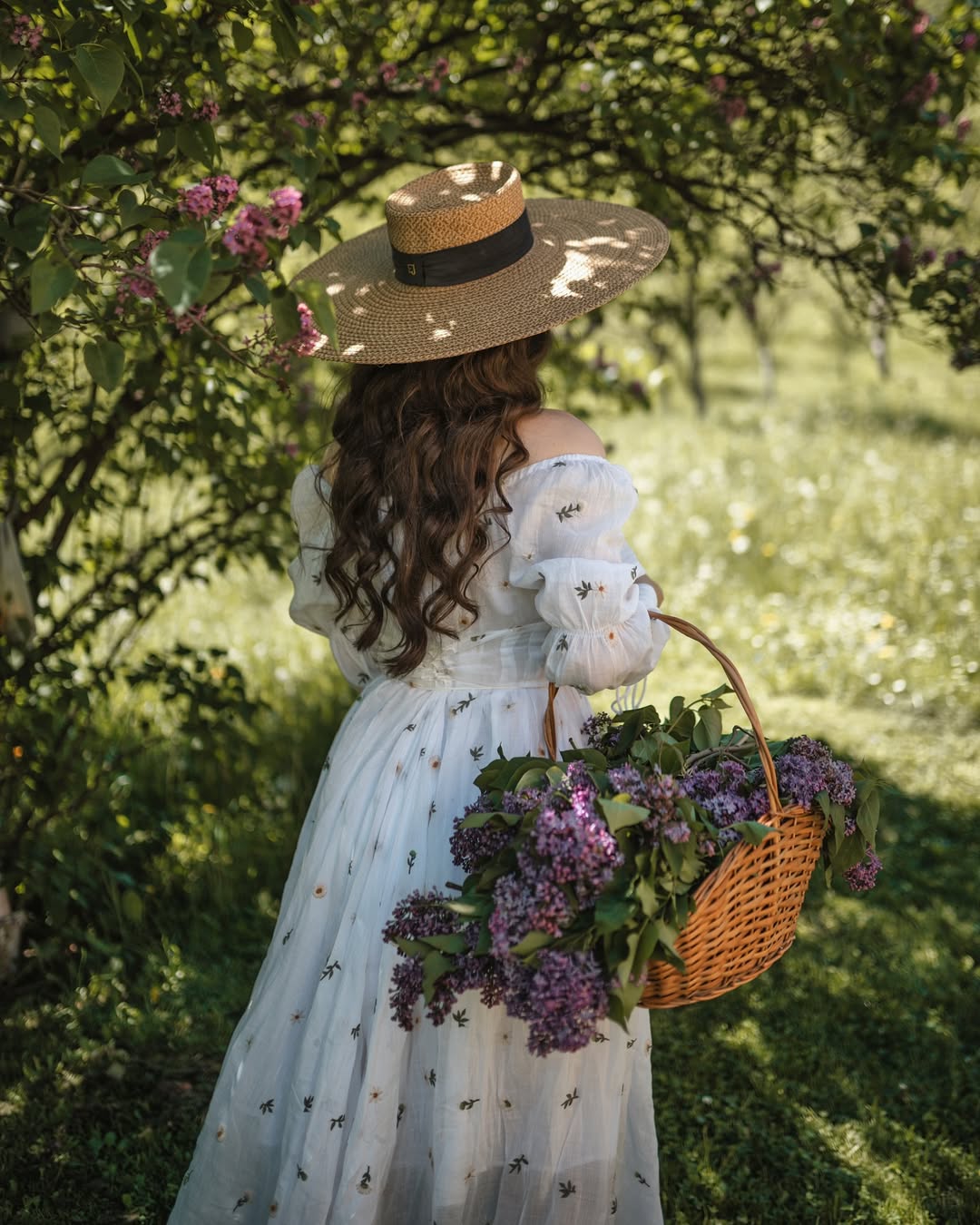 Phoenix 24 | Embroidery Daisy Linen Dress