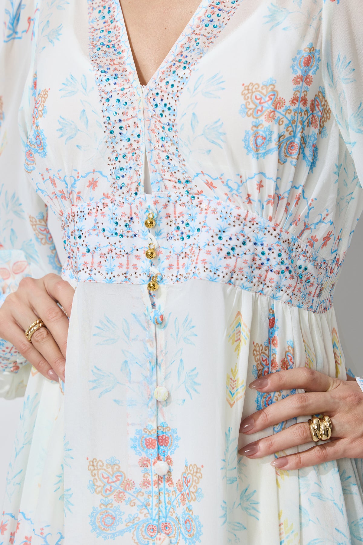 Morning Wanderer White Floral Print V-Neck Maxi Dress