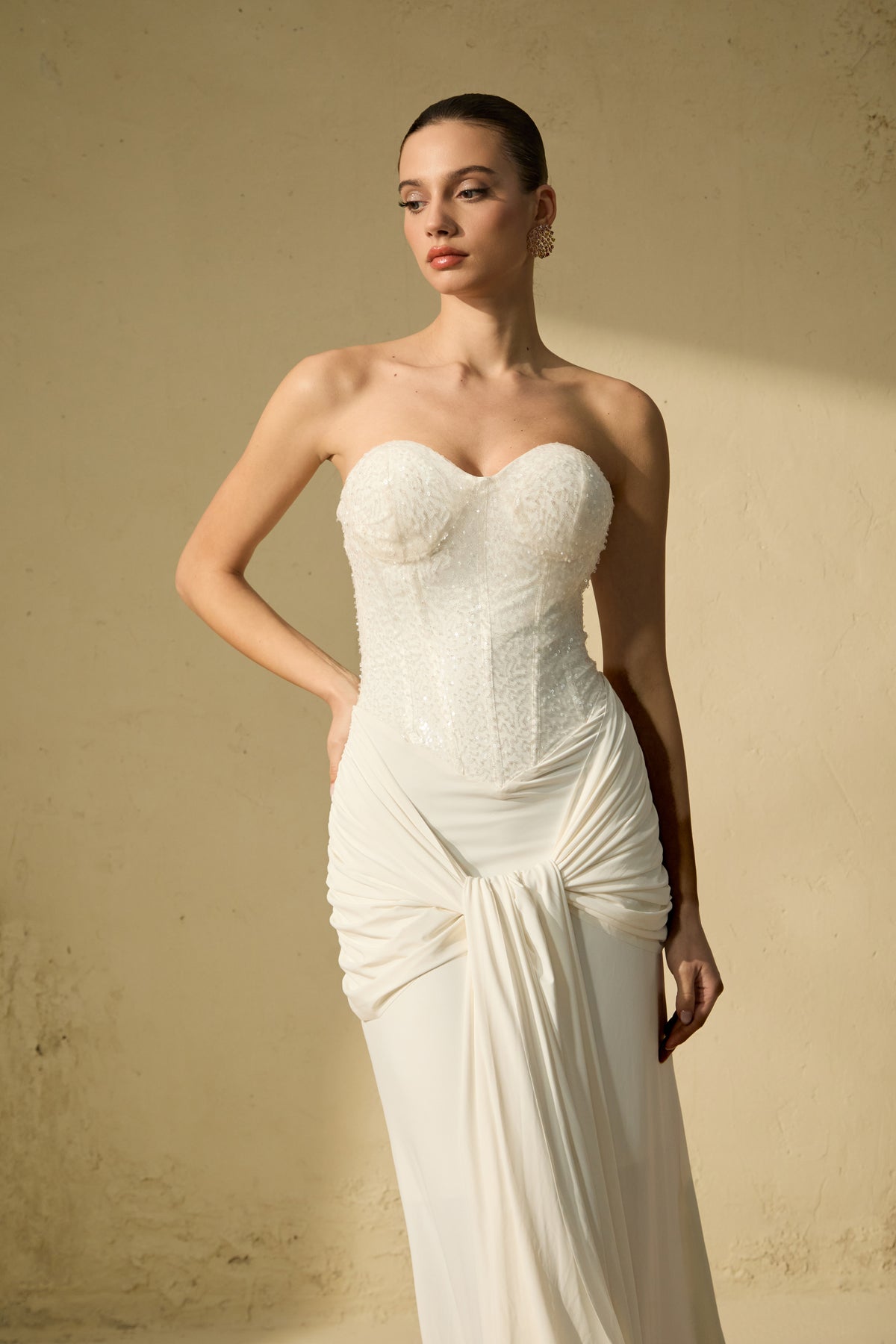 Modern Art White Corset Bodice Knot Maxi Dress