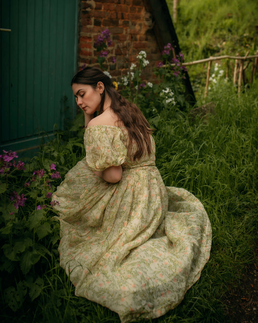 Alice 19 | Floral linen dress