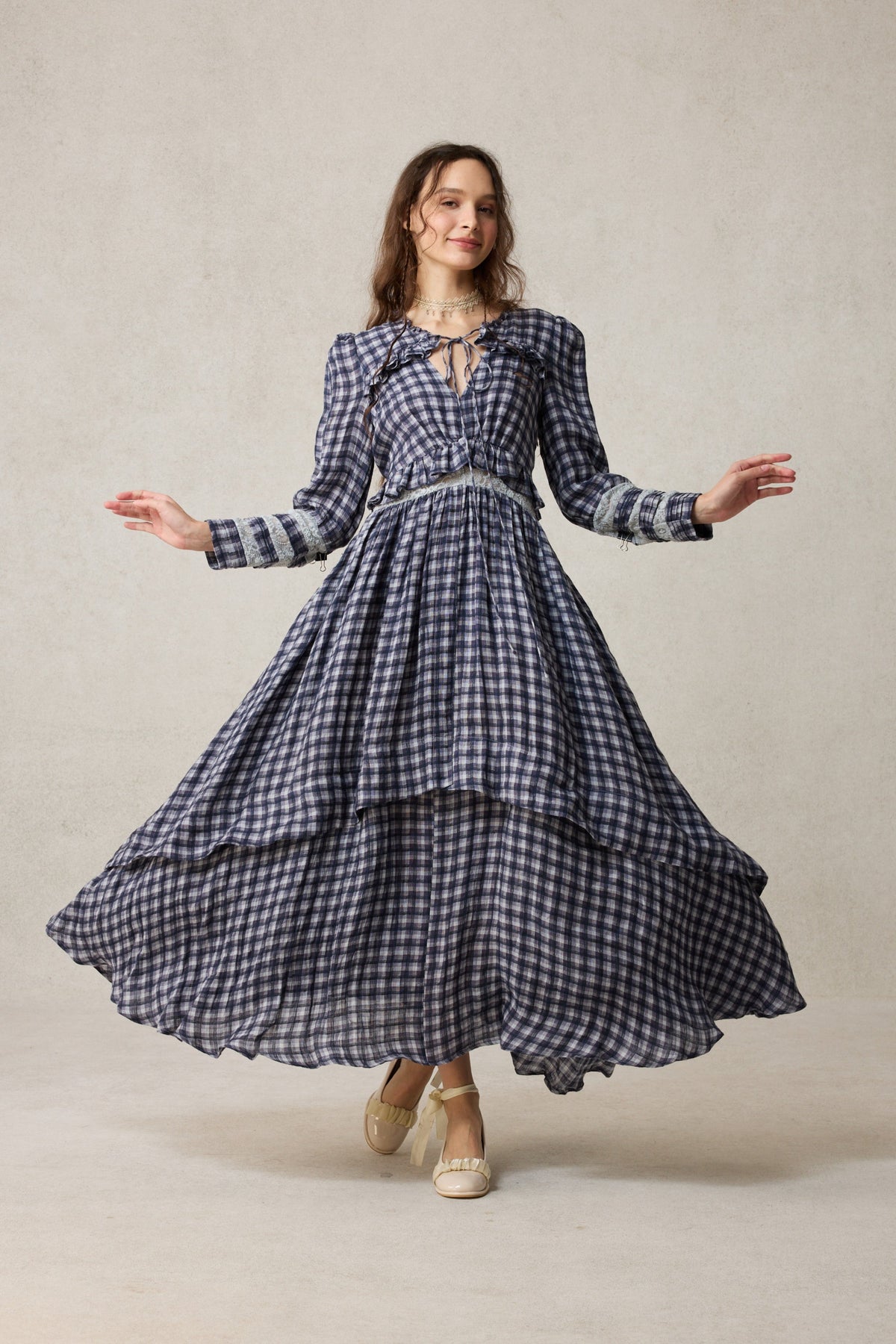 Rosewood 17 | Lace Linen Dress Gown