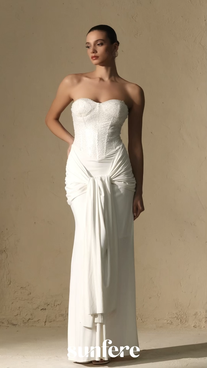 Modern Art White Corset Bodice Knot Maxi Dress
