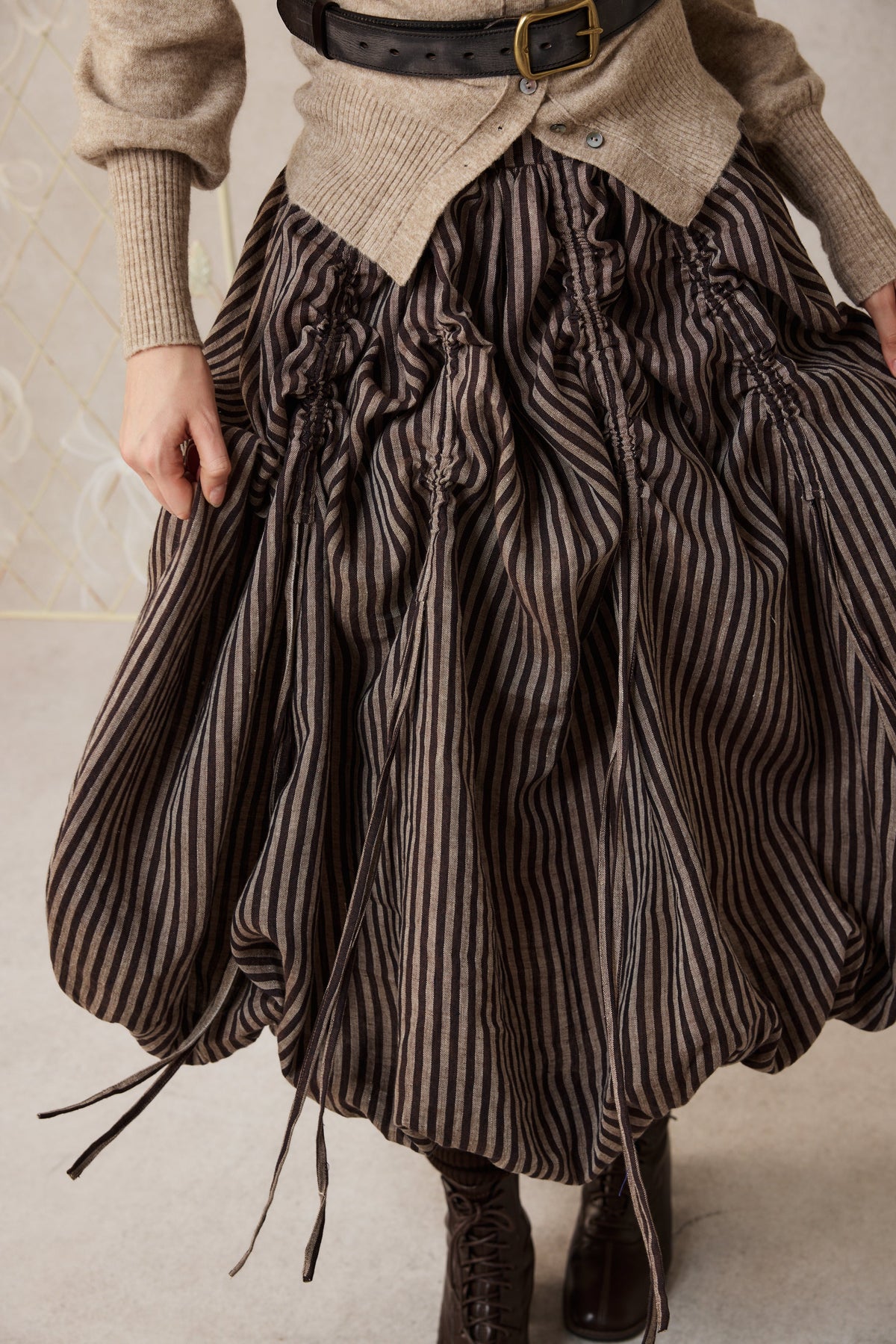 Camellia Bubble 22 | Drawstring Bubble Linen Skirt