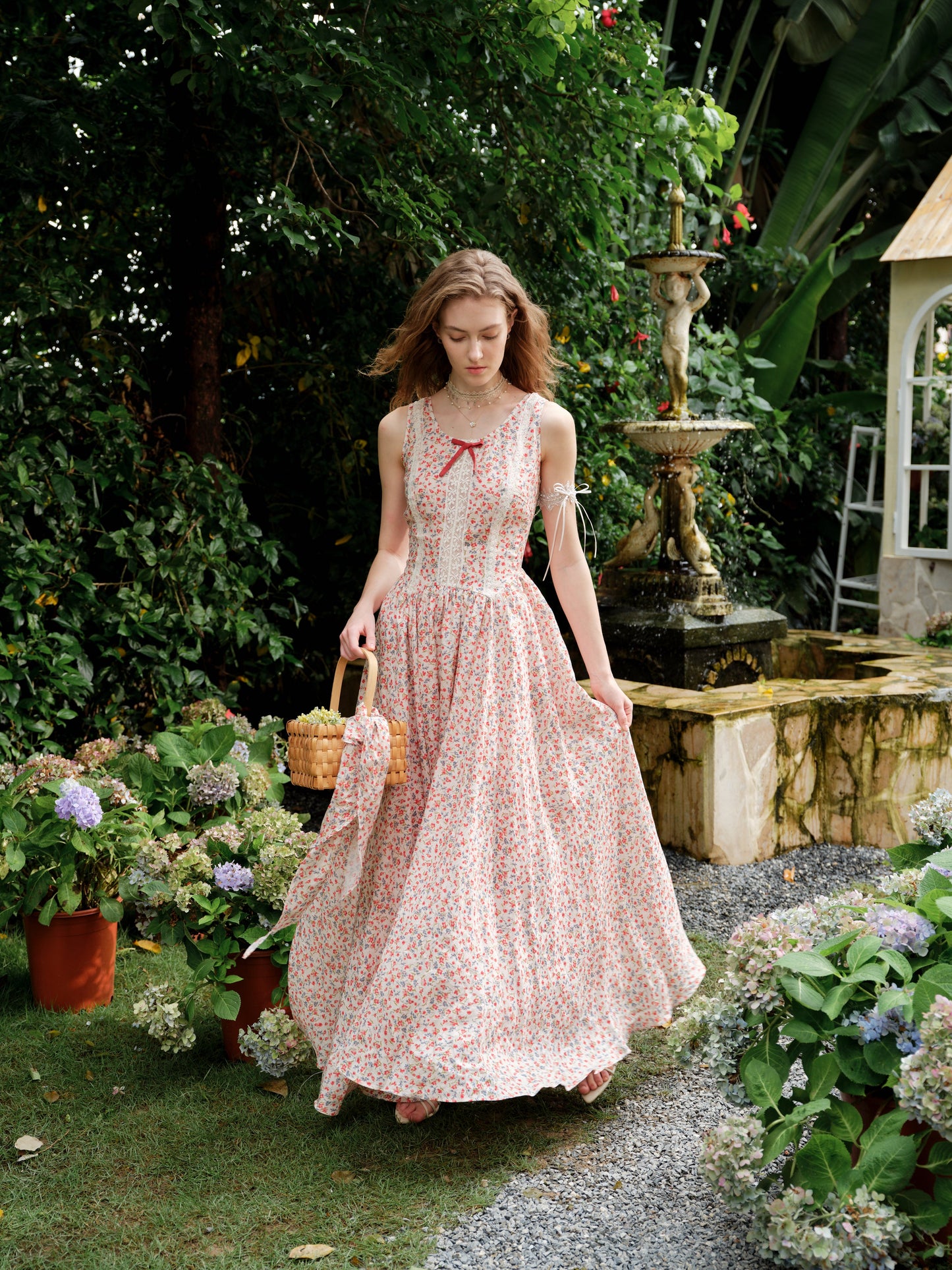 Vanille 18 | Jane’s Garden Dress