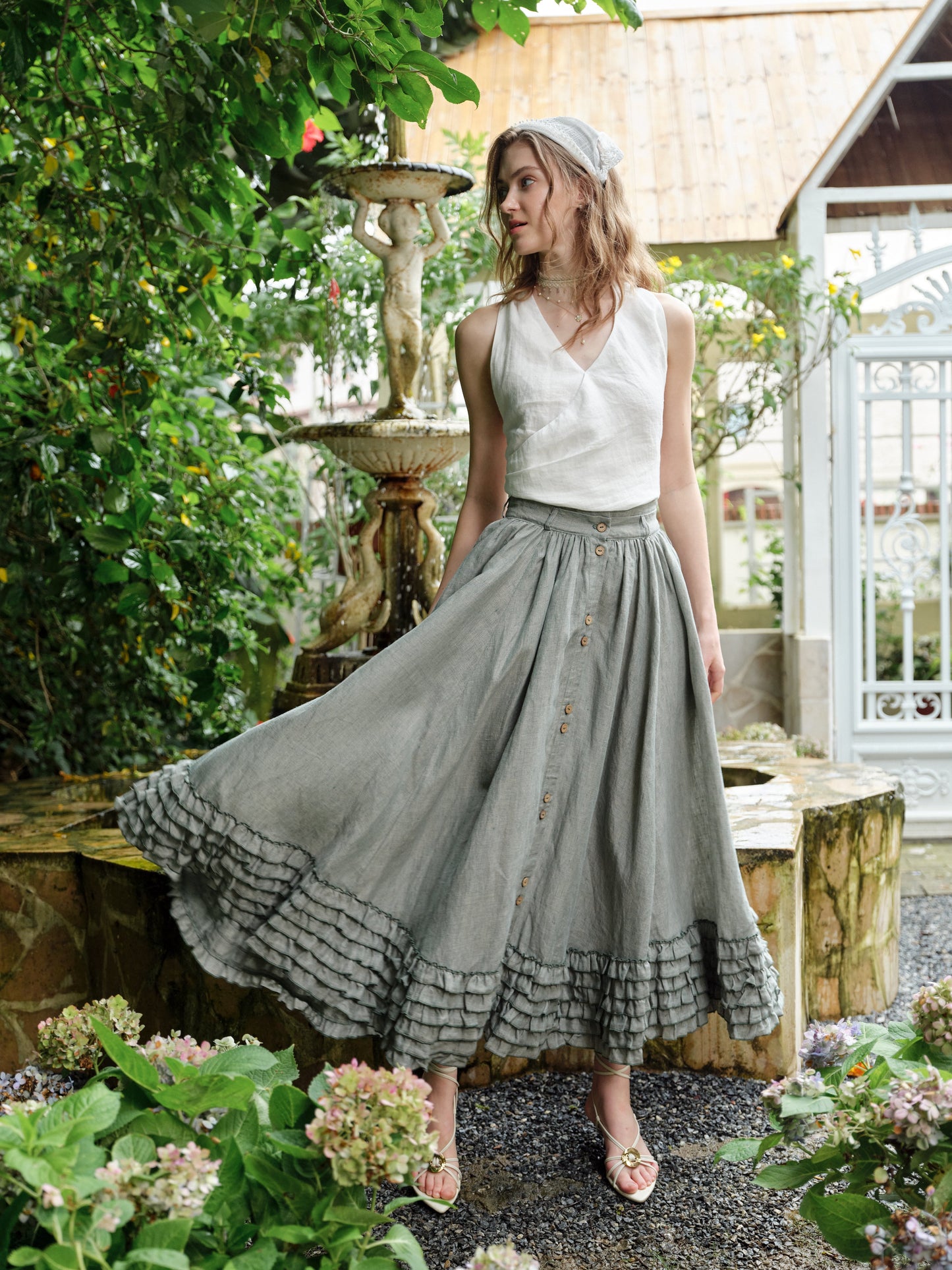 Dorothy 27 | Ruffled maxi linen skirt