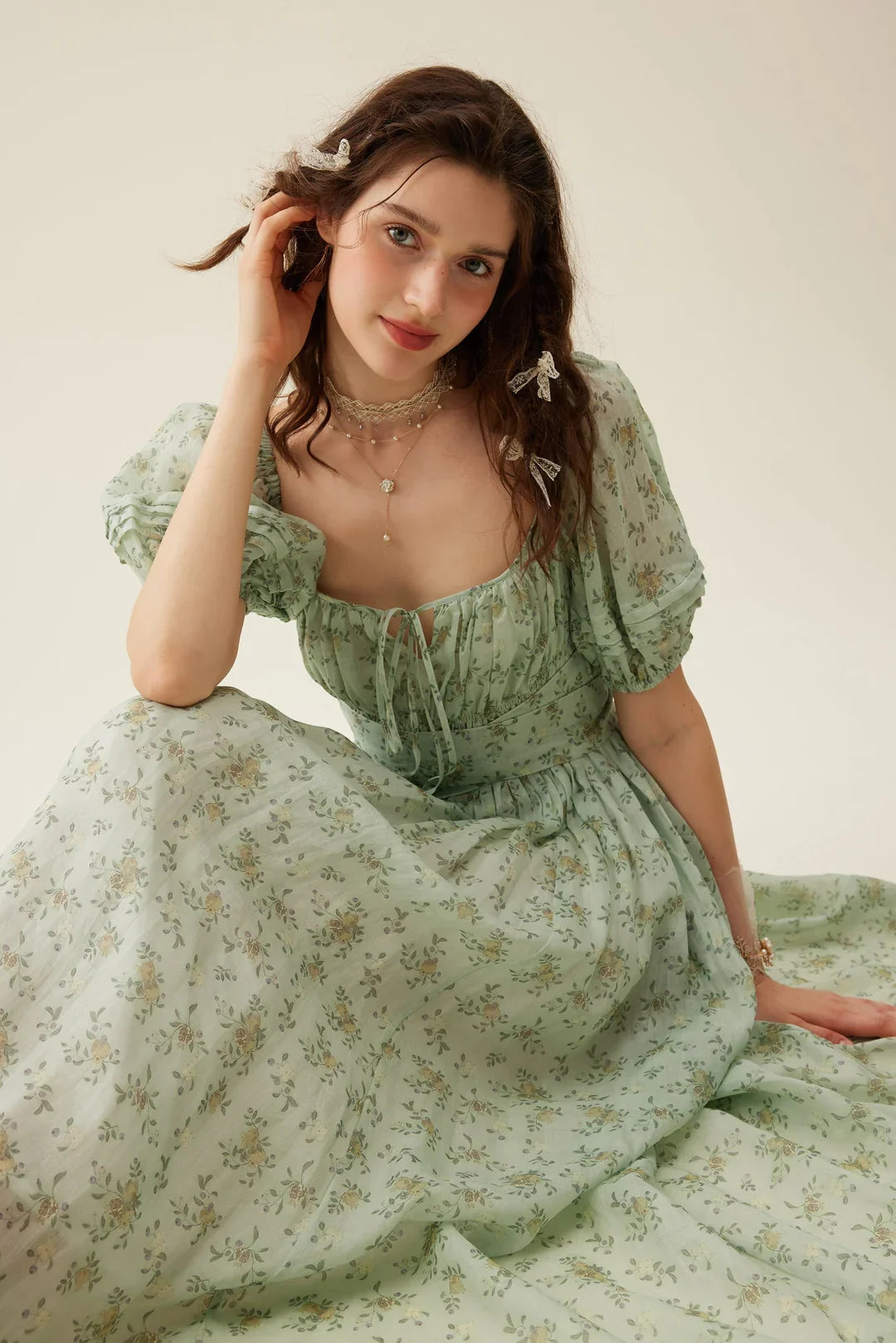 Alice 19 | Floral linen dress