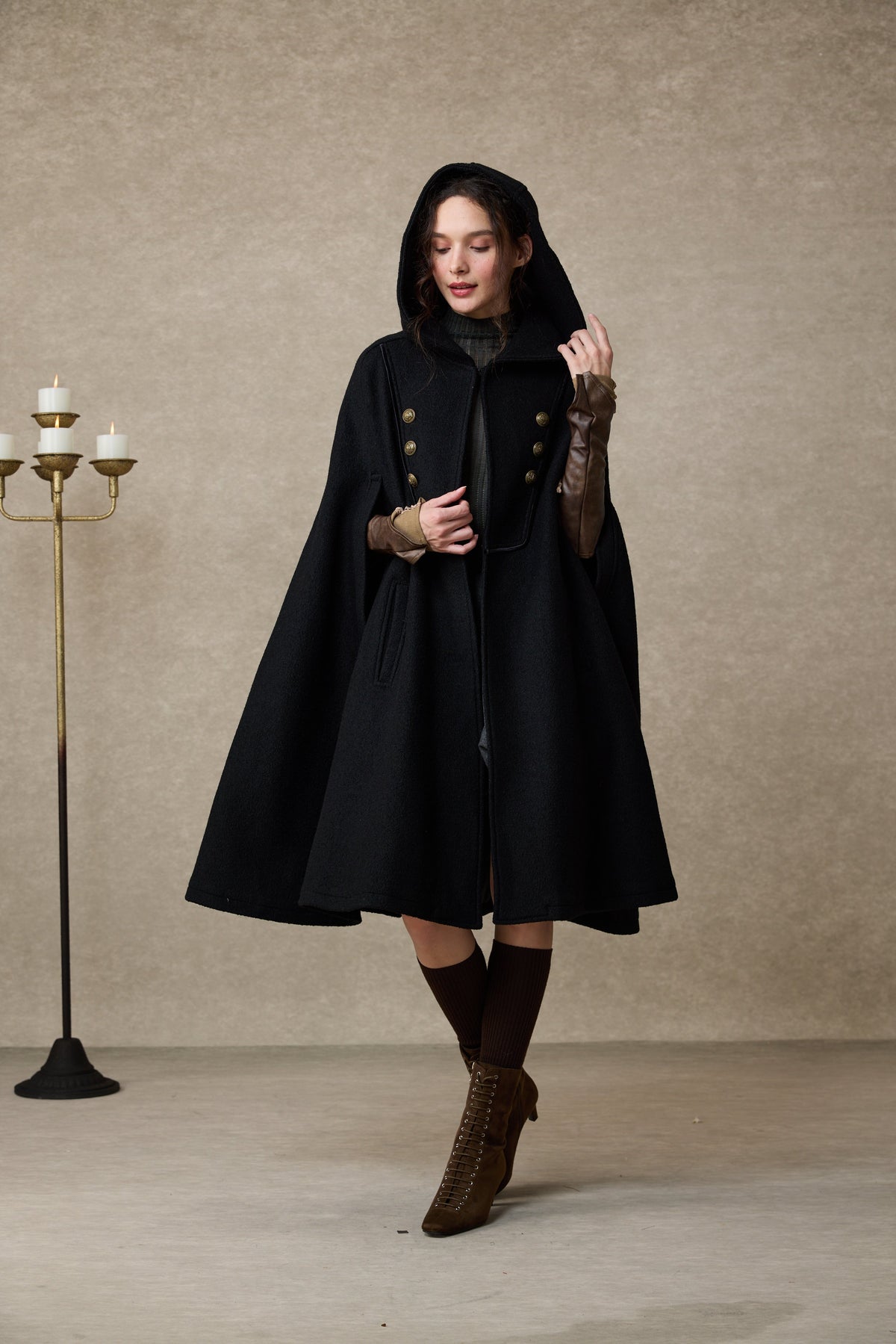 Briar 33 | 100% Wool Hooded Cape Coat