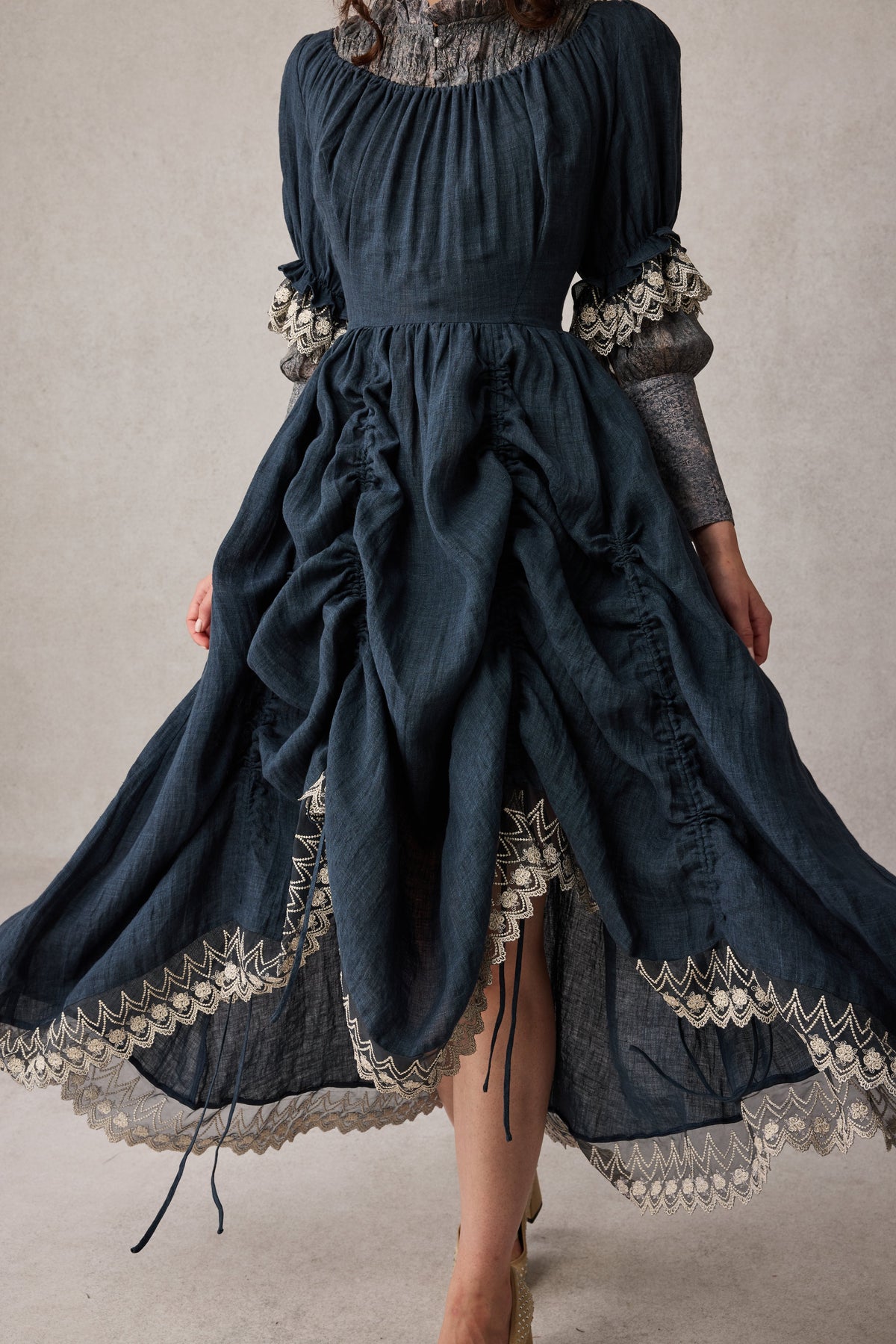Elowen 27 | Lace velvet dress gown ( 2 way to wear )