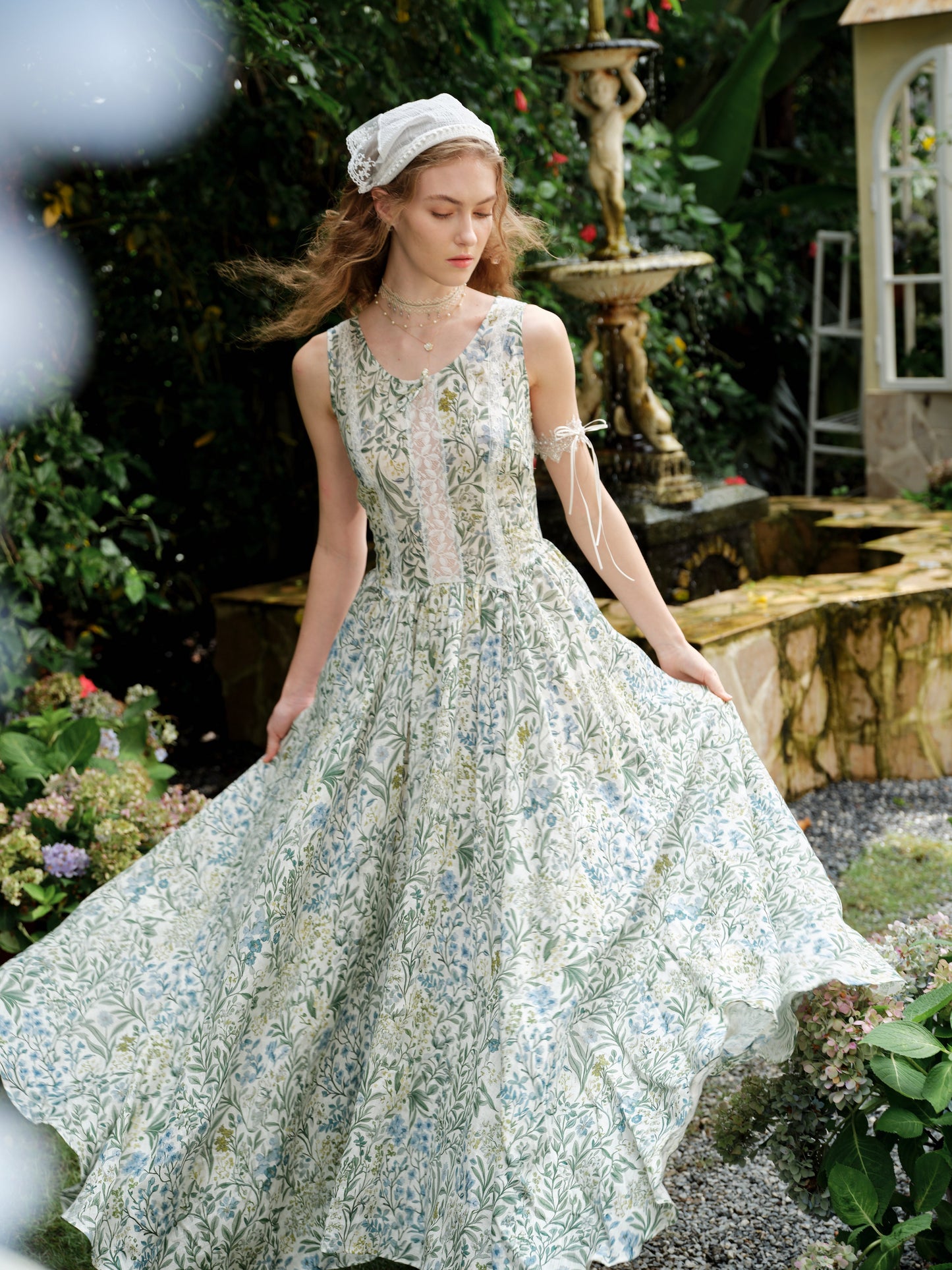 Vanille 18 | Jane’s Garden Dress