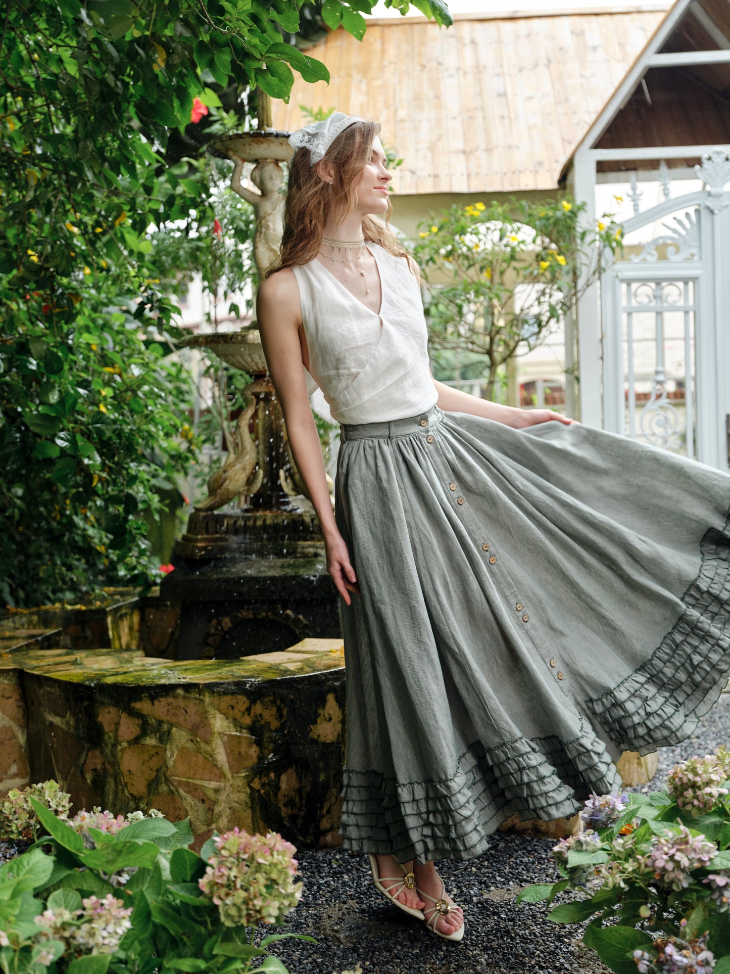 Dorothy 27 | Ruffled maxi linen skirt