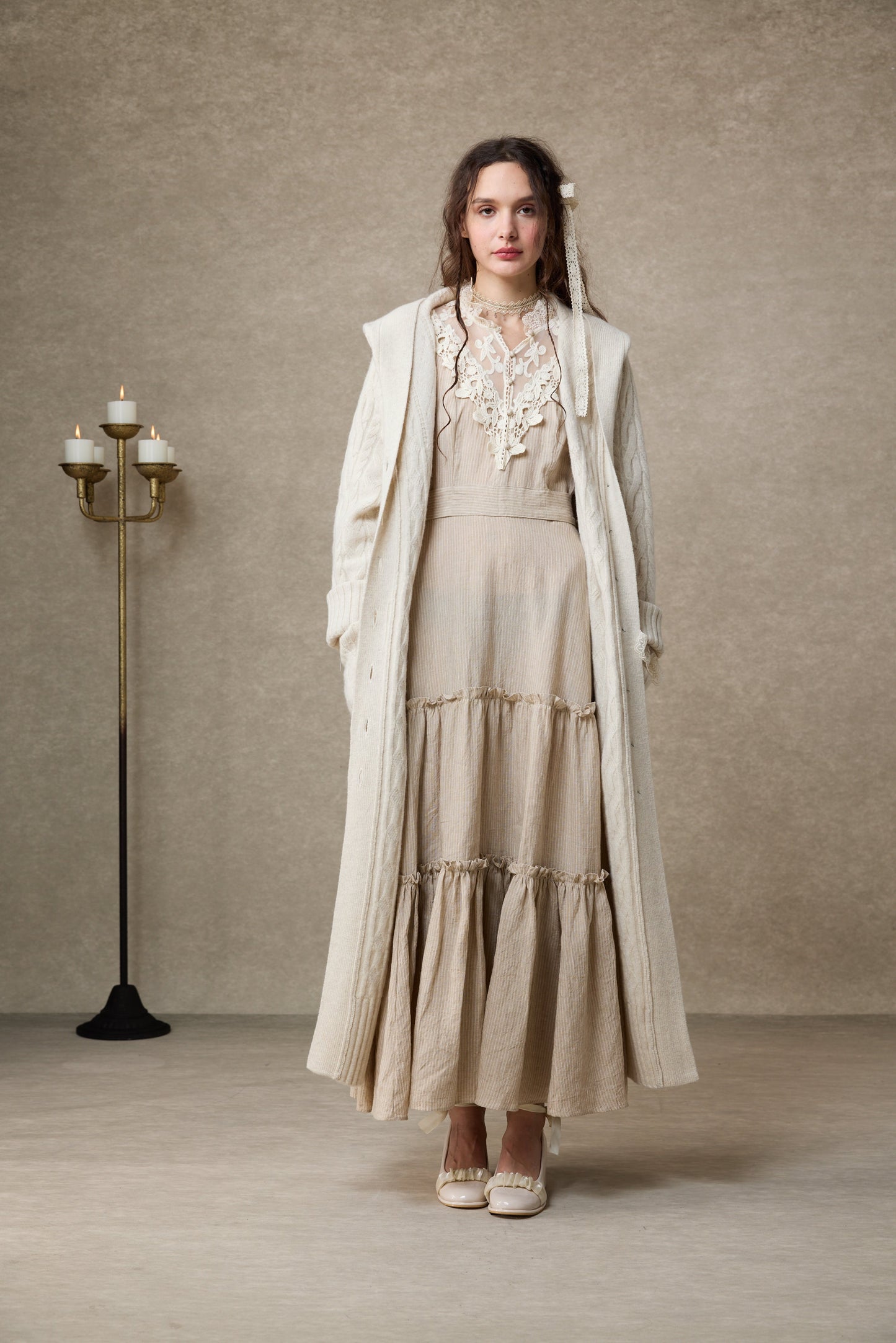 Hudson 15 | 100% wool hooded cardigan coat