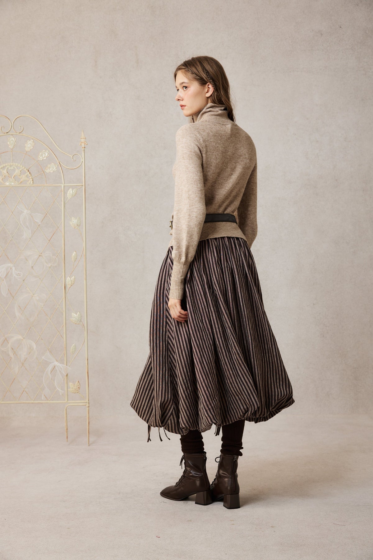 Camellia Bubble 22 | Drawstring Bubble Linen Skirt