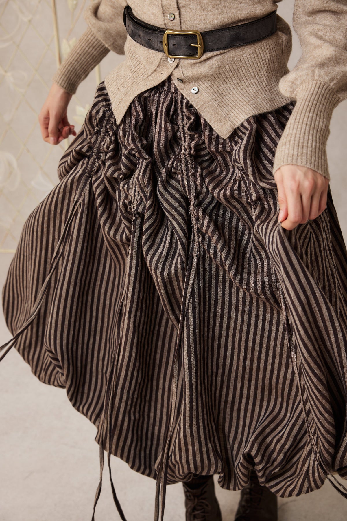 Camellia Bubble 22 | Drawstring Bubble Linen Skirt