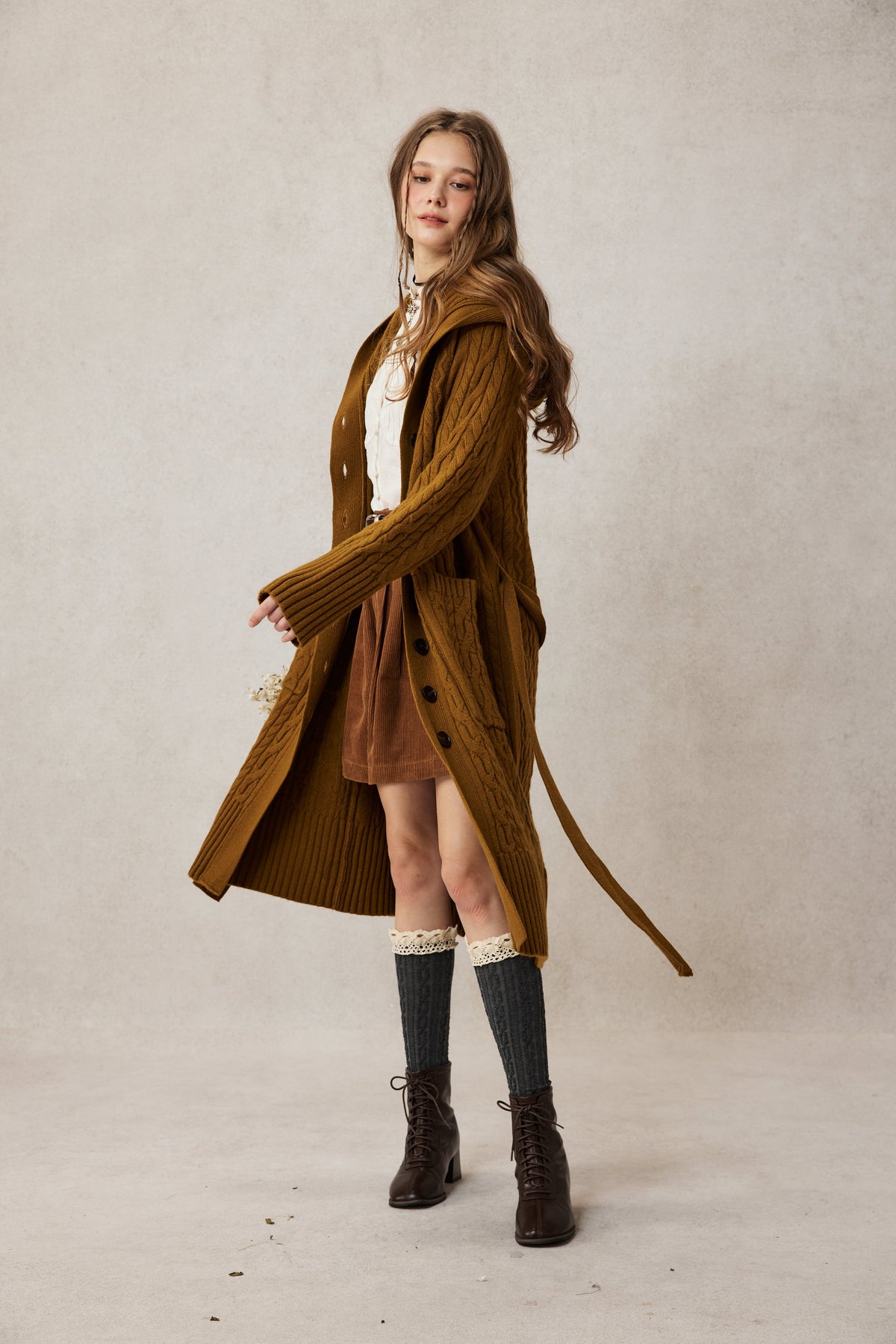 Hudson 15 | 100% wool hooded cardigan coat