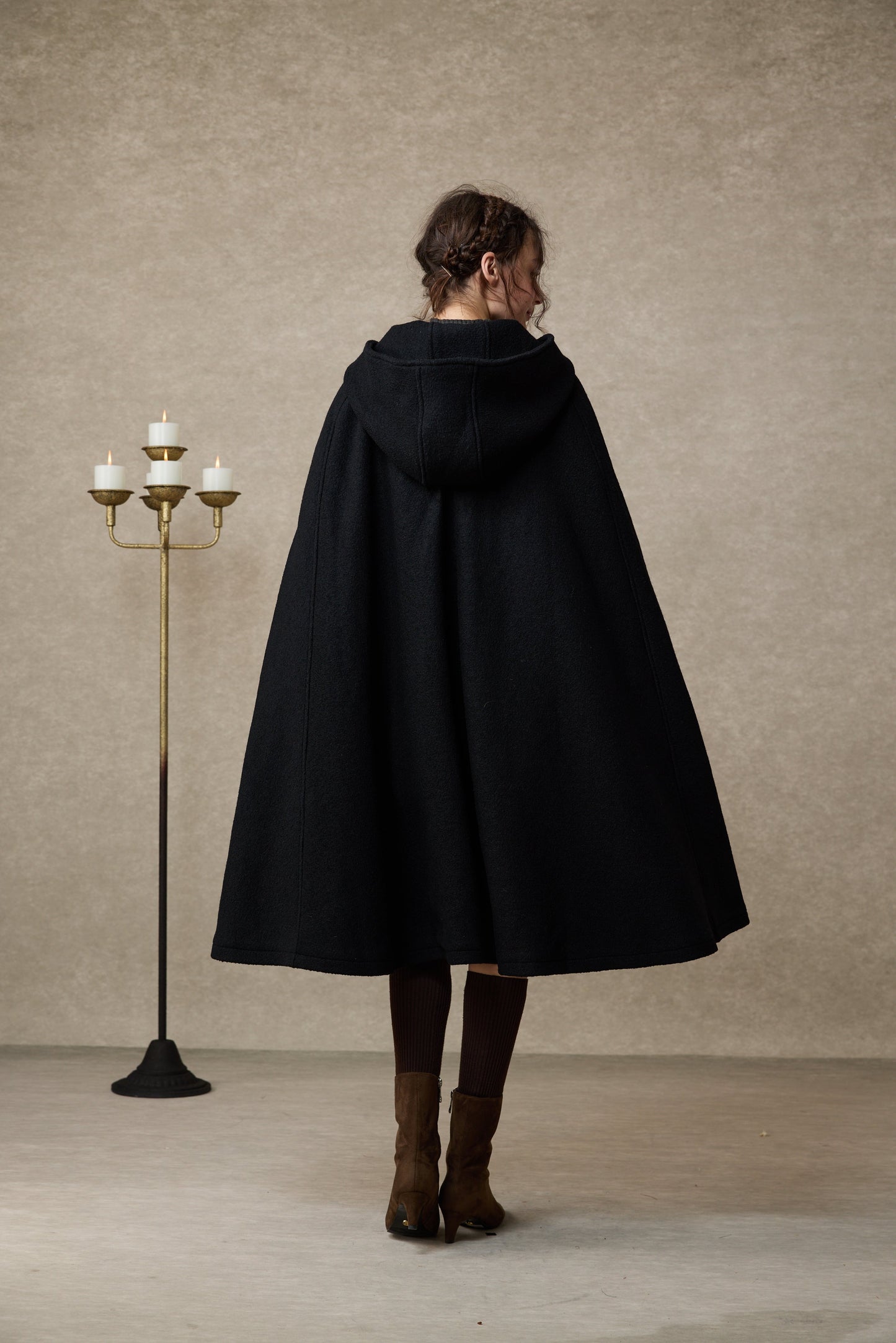 Briar 33 | 100% Wool Hooded Cape Coat
