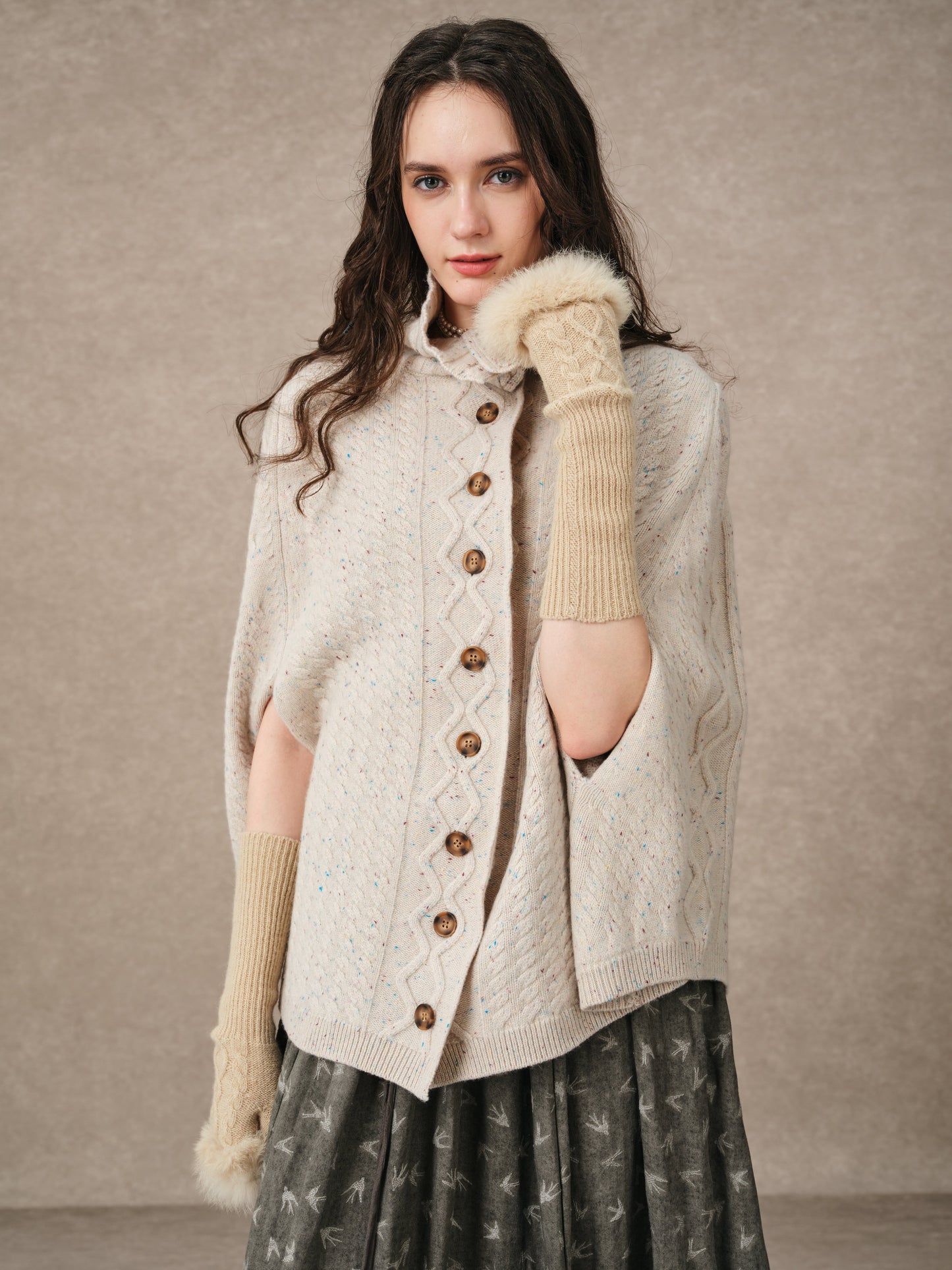 Fleece Cloud | Oversized 100% Wool Knit Poncho