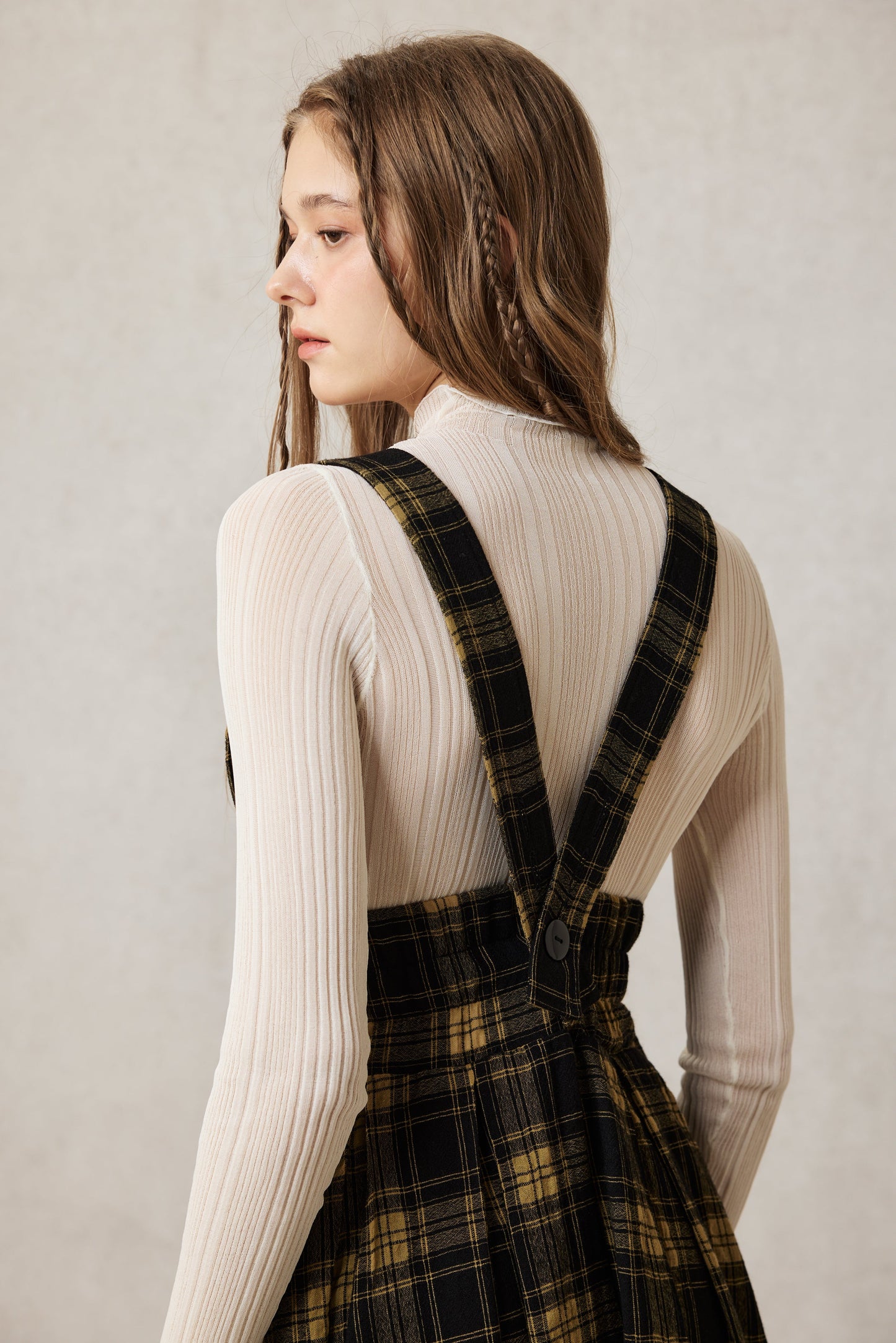 Clarise 22 |Retro Wool Skirt & Cape (2 pieces)