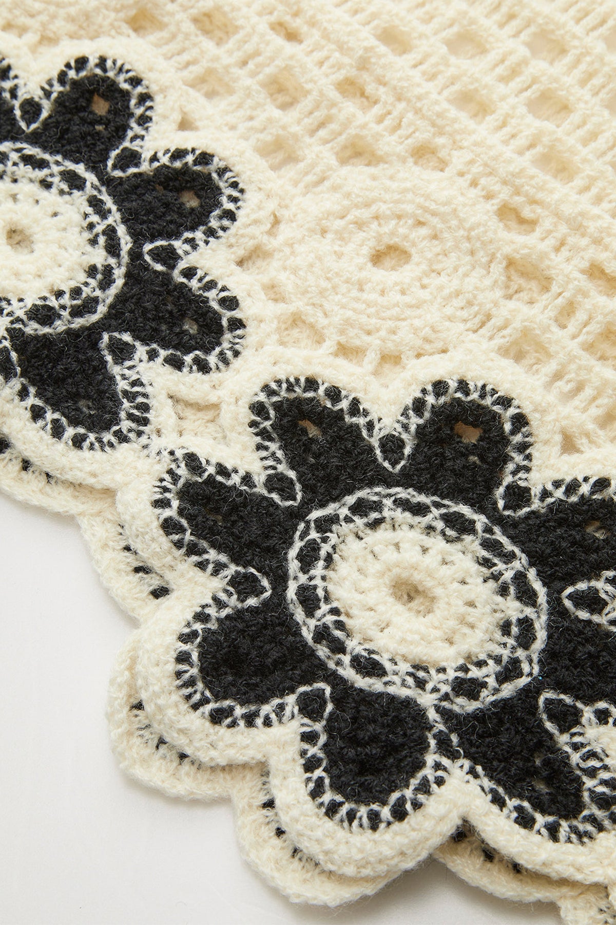 Salome Flower Crochet Sleeveless Top & Pants Set