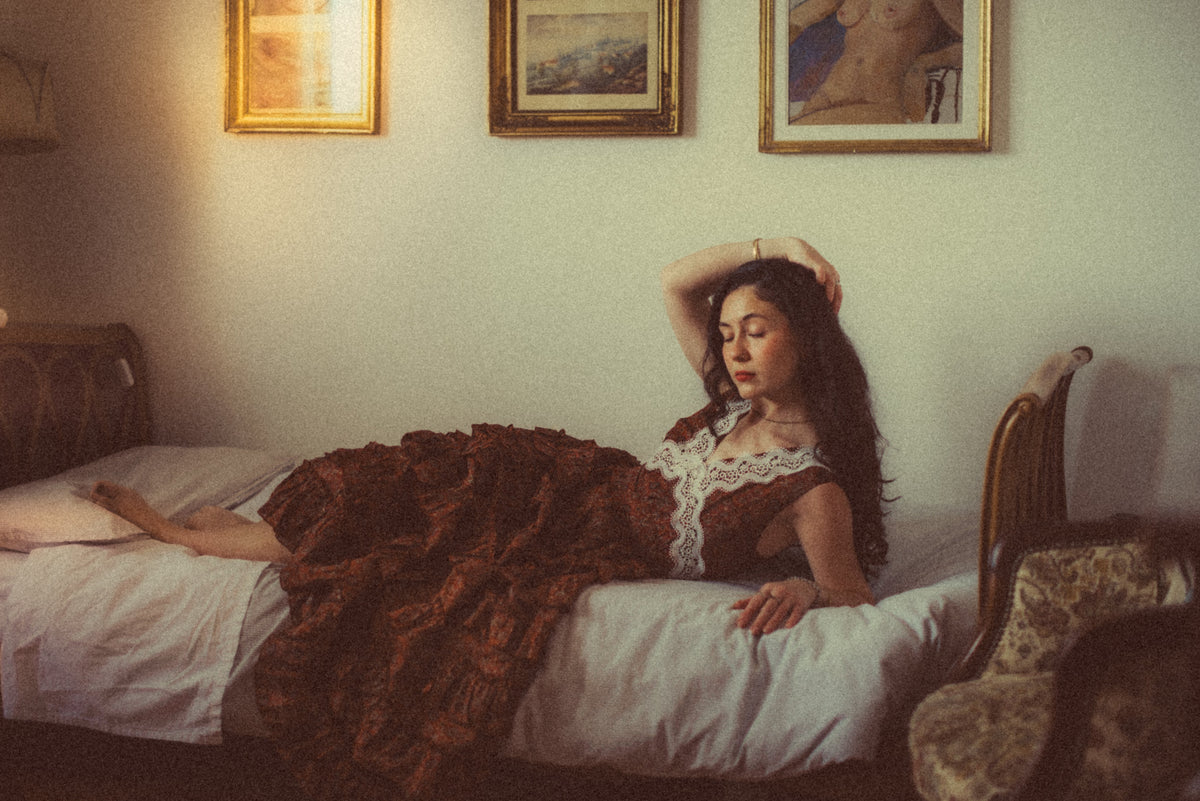 Nolita 28 |Lace & Linen Dress Gown （With Gift scarf)