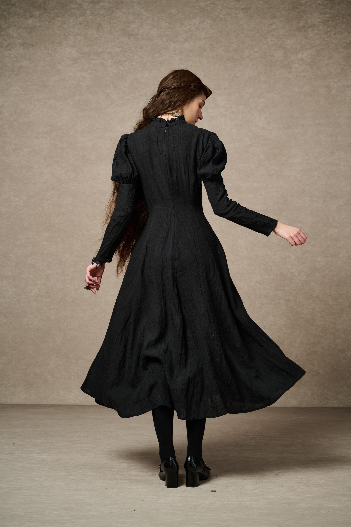 Elizabeth 15 | Victorian Linen Dress