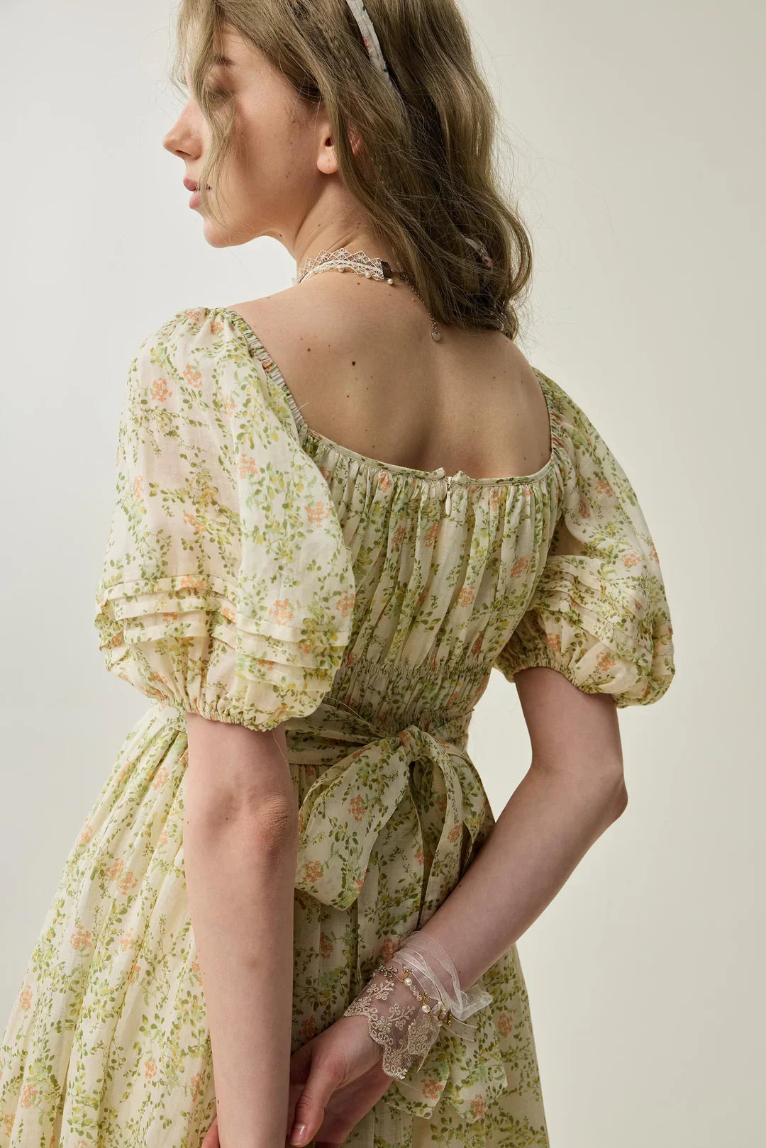 Alice 19 | Floral linen dress