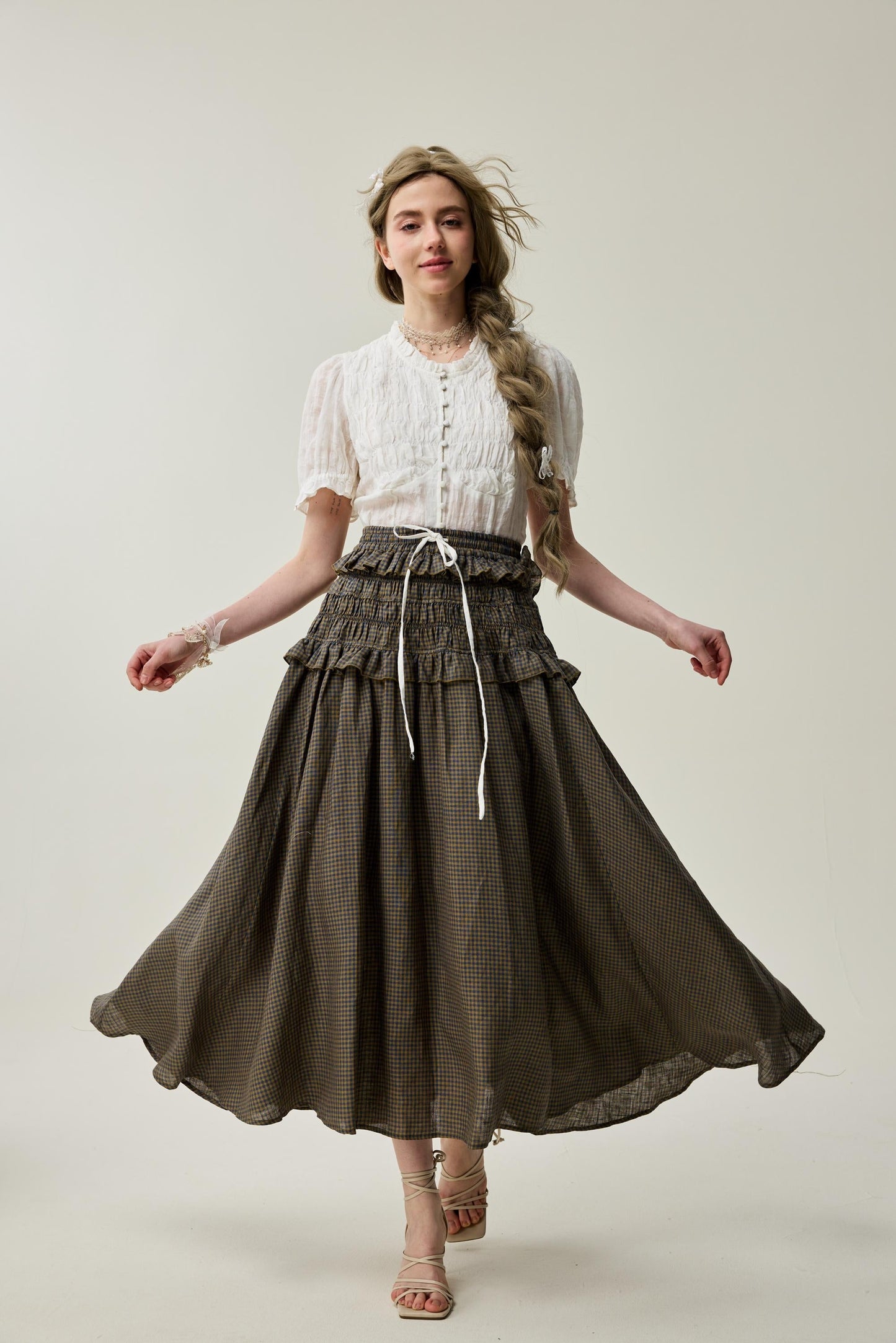 Wind 33 | Ruffled linen skirt