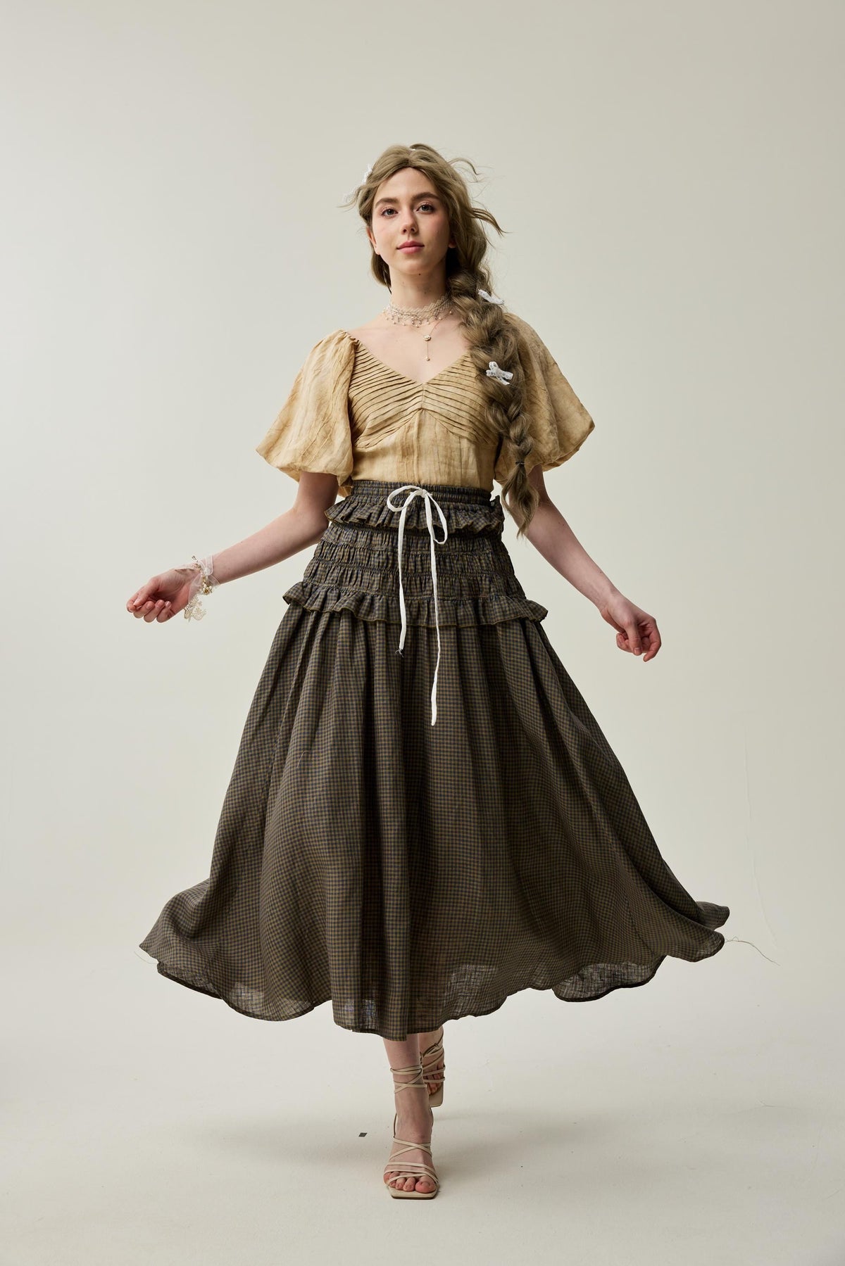 Wind 33 | Ruffled linen skirt