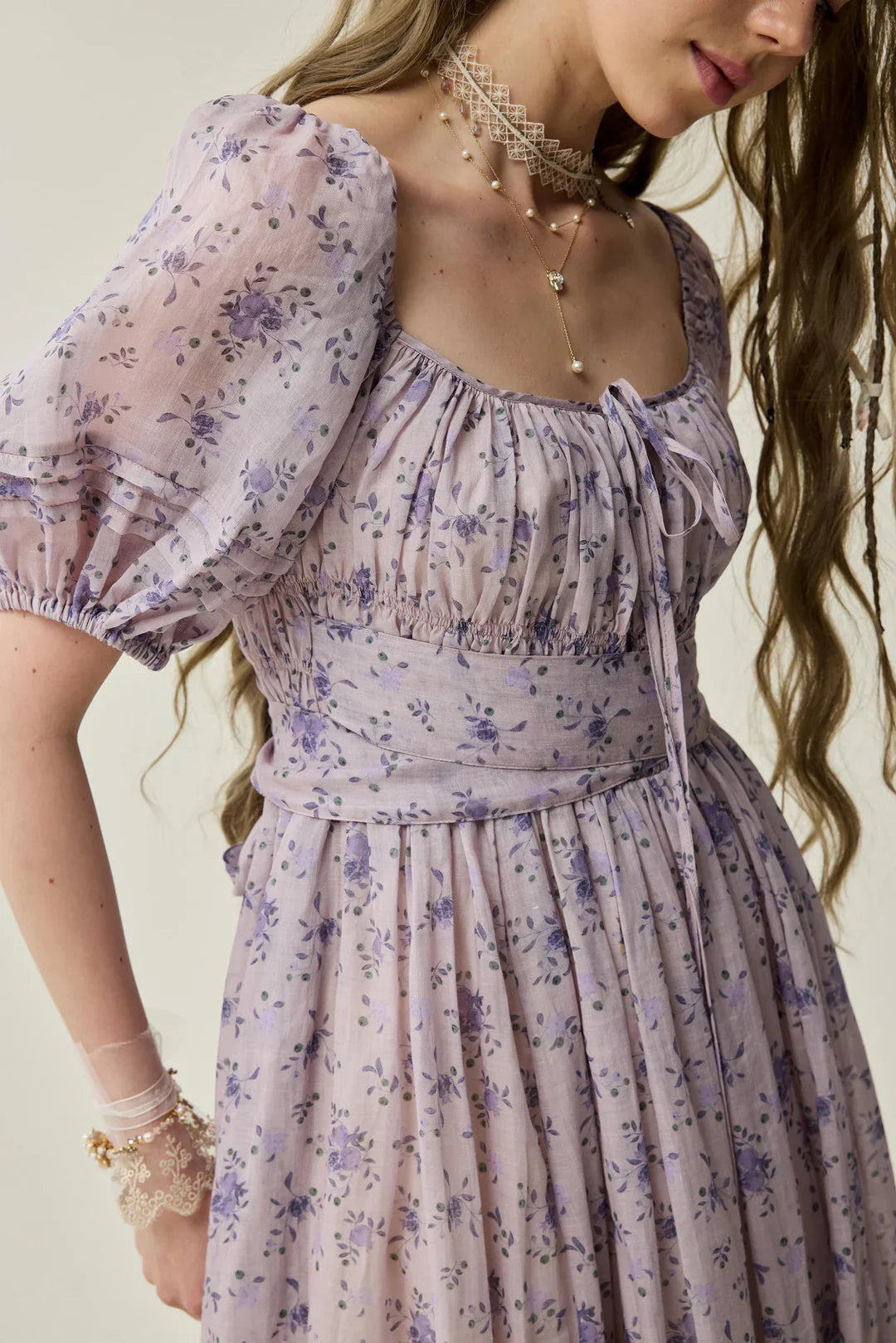 Alice 19 | Floral linen dress